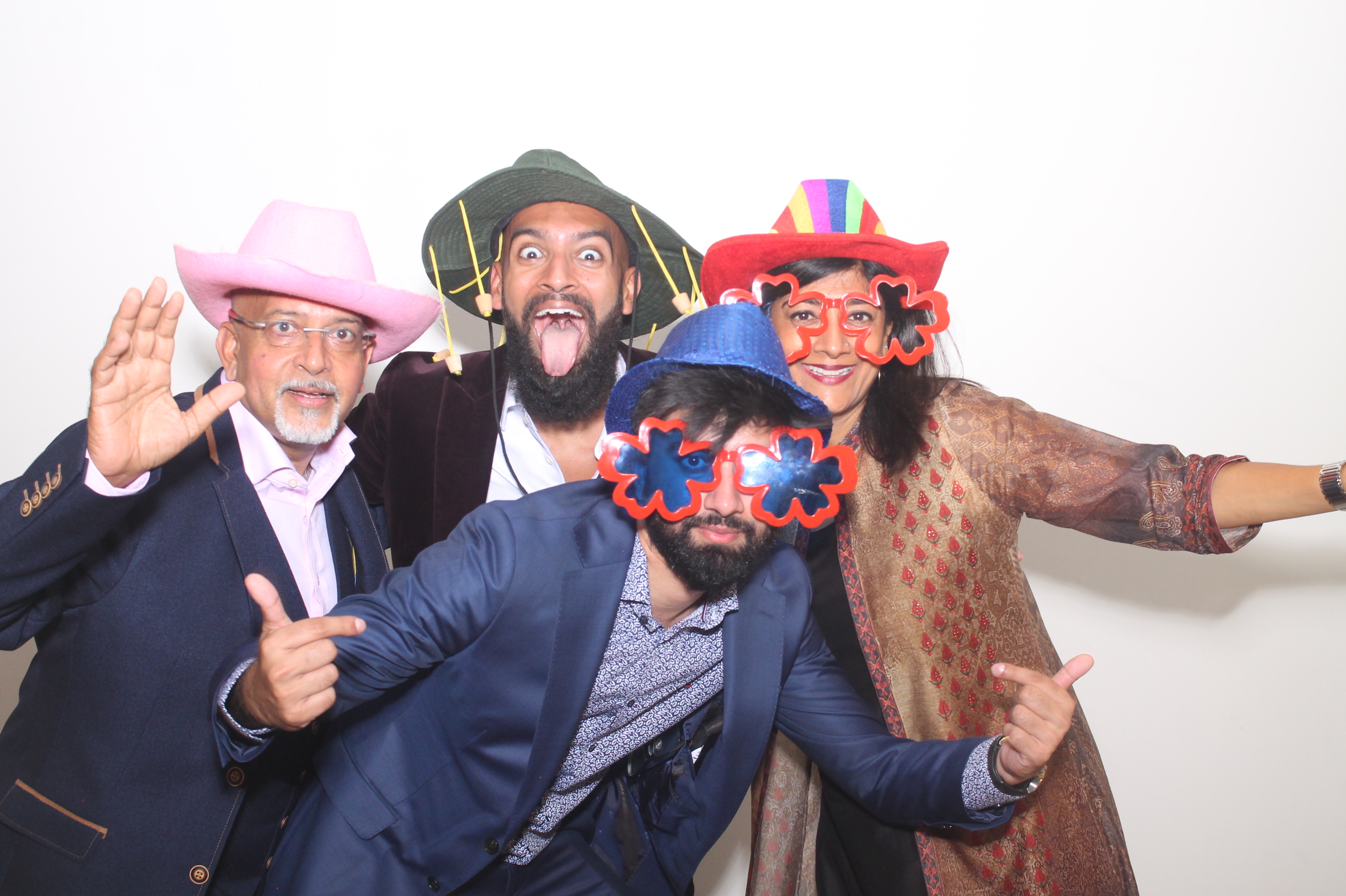 Diva and Alex's Wedding | View more photos from the event at gallery.myphotoboothexperience.co.uk/u/MyPhotoBoothExperienceLtd/Diva-and-Alexs-Wedding