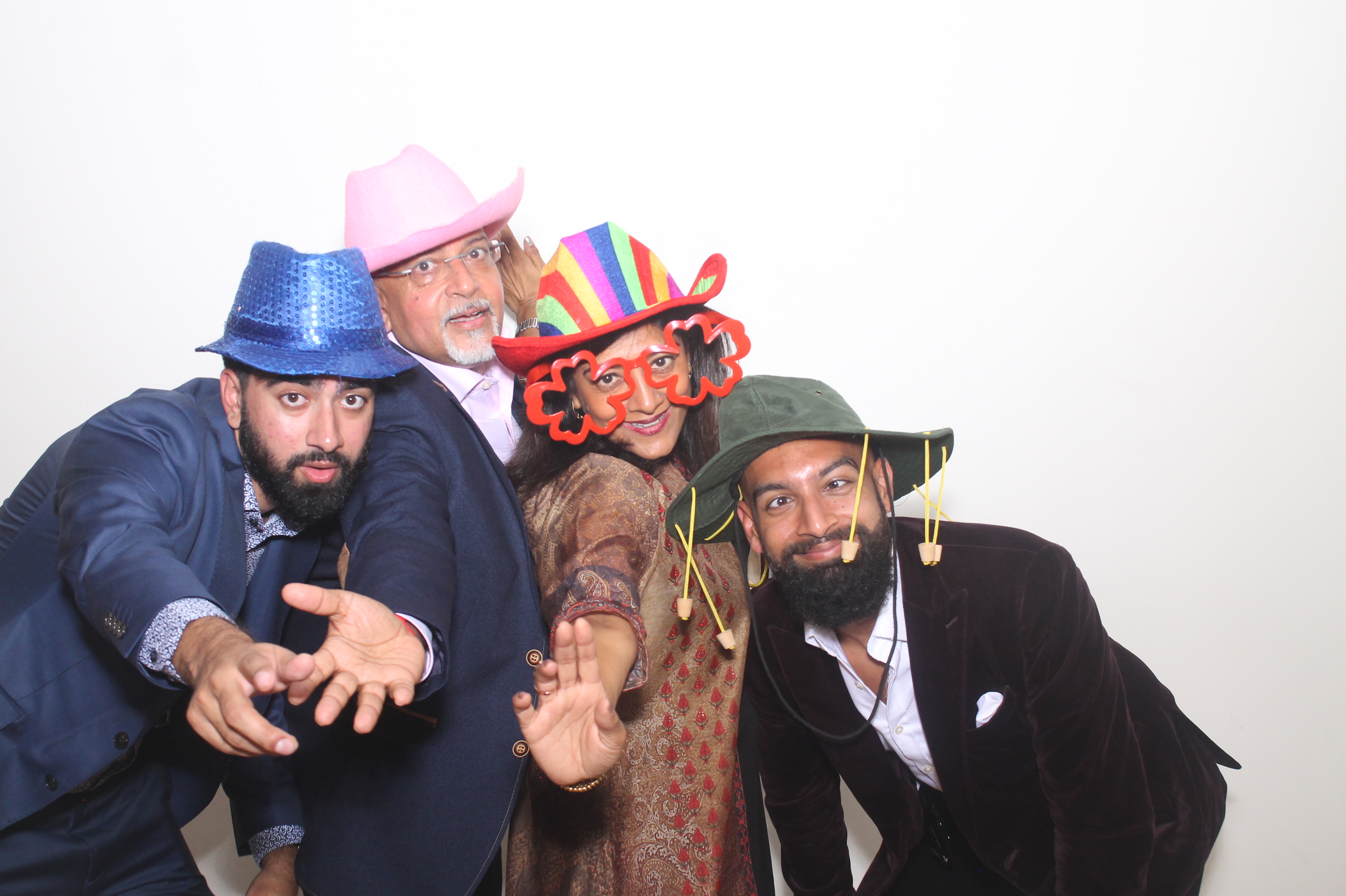 Diva and Alex's Wedding | View more photos from the event at gallery.myphotoboothexperience.co.uk/u/MyPhotoBoothExperienceLtd/Diva-and-Alexs-Wedding