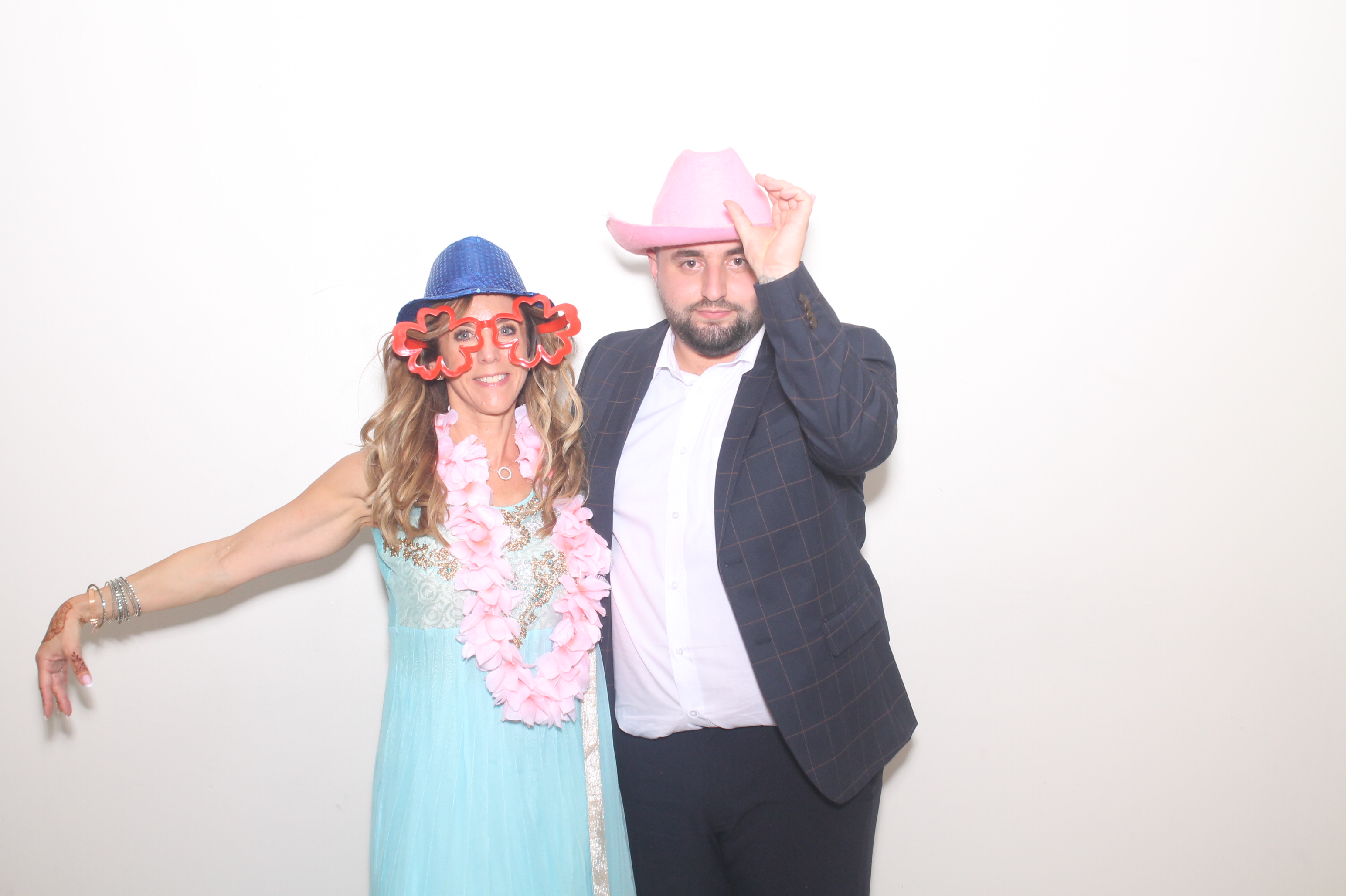 Diva and Alex's Wedding | View more photos from the event at gallery.myphotoboothexperience.co.uk/u/MyPhotoBoothExperienceLtd/Diva-and-Alexs-Wedding