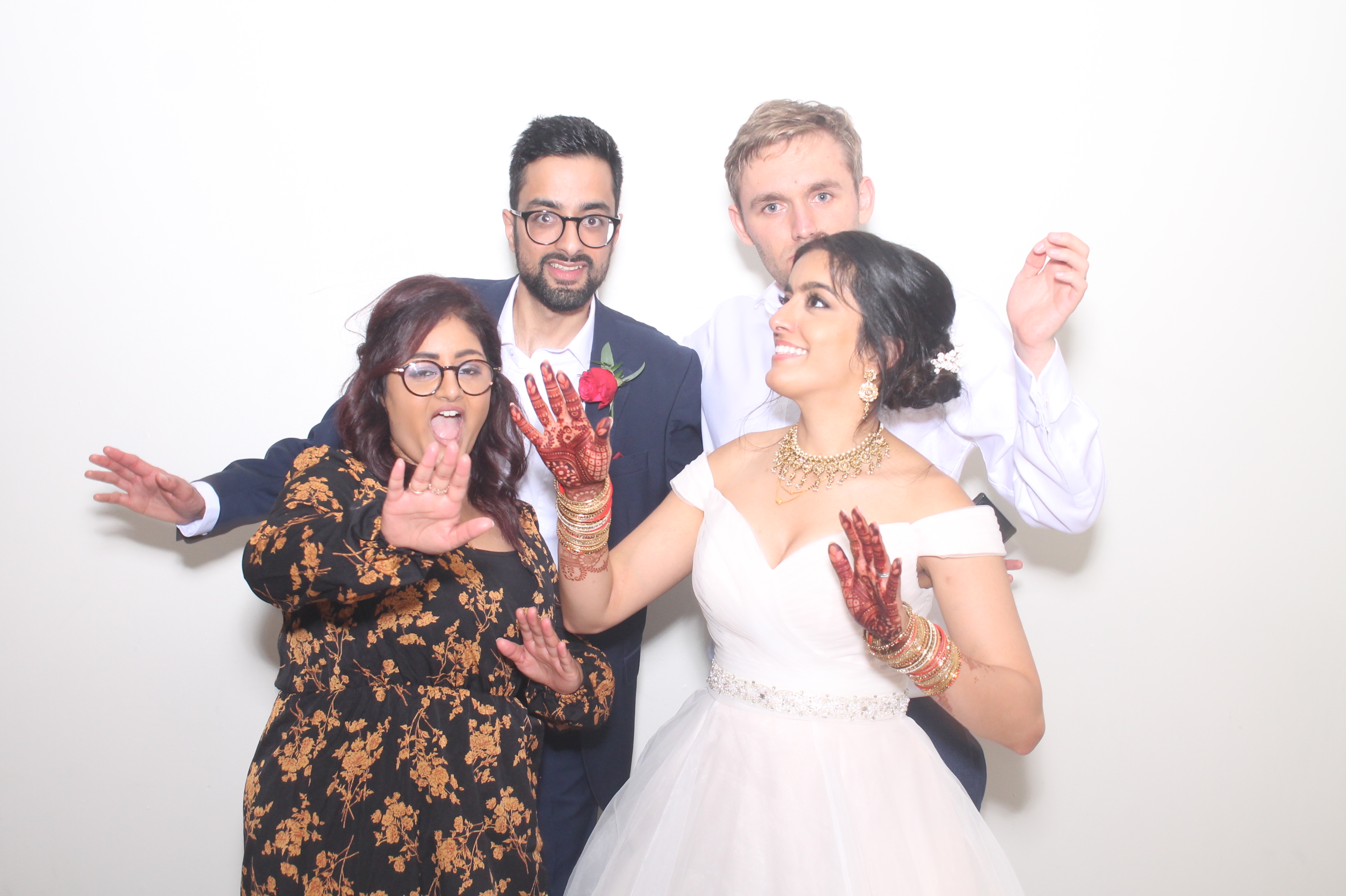 Diva and Alex's Wedding | View more photos from the event at gallery.myphotoboothexperience.co.uk/u/MyPhotoBoothExperienceLtd/Diva-and-Alexs-Wedding
