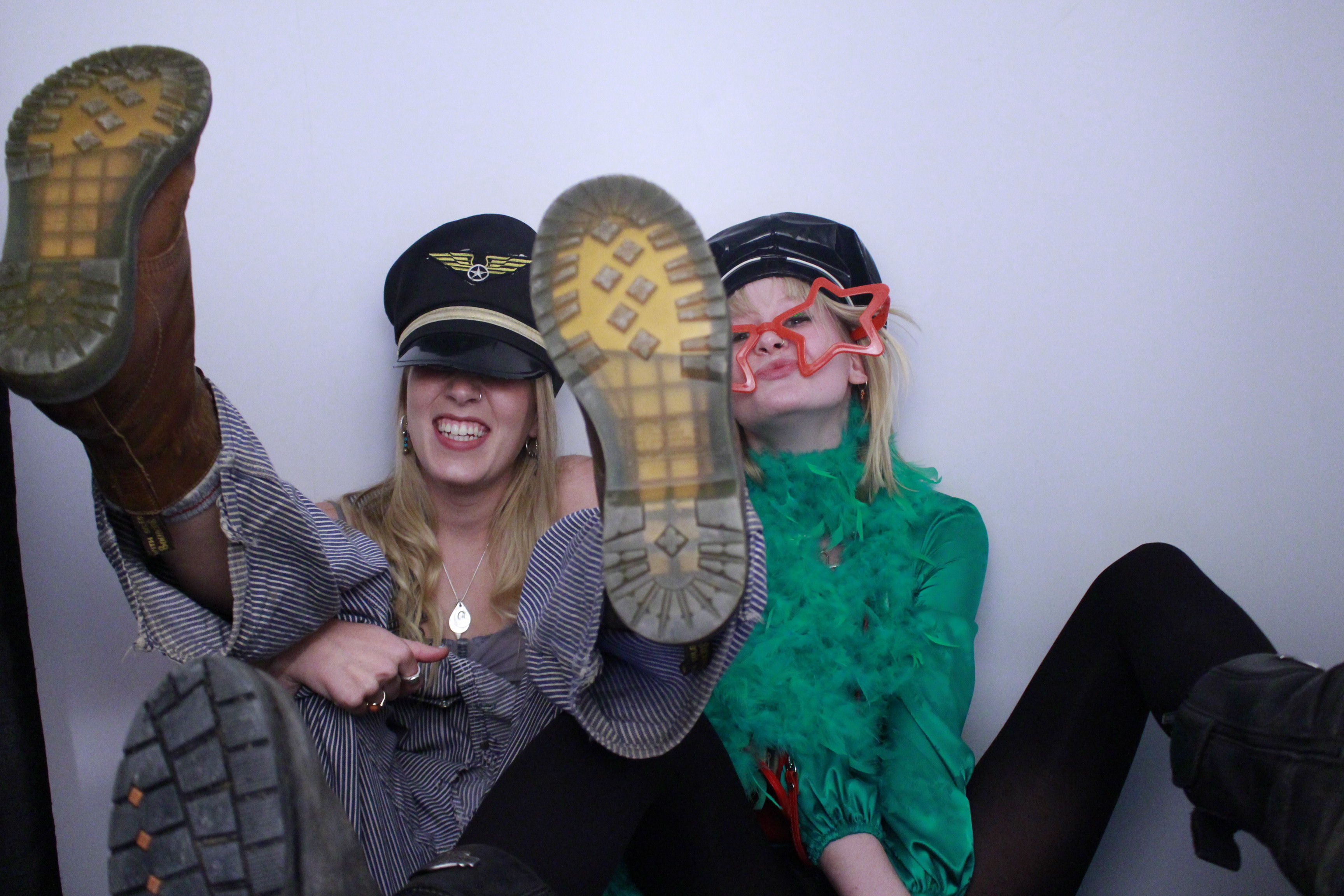 Dreyfus 18th Birthday  | View more photos from the event at gallery.myphotoboothexperience.co.uk/u/MyPhotoBoothExperienceLtd/Dreyfus-18th-Birthday