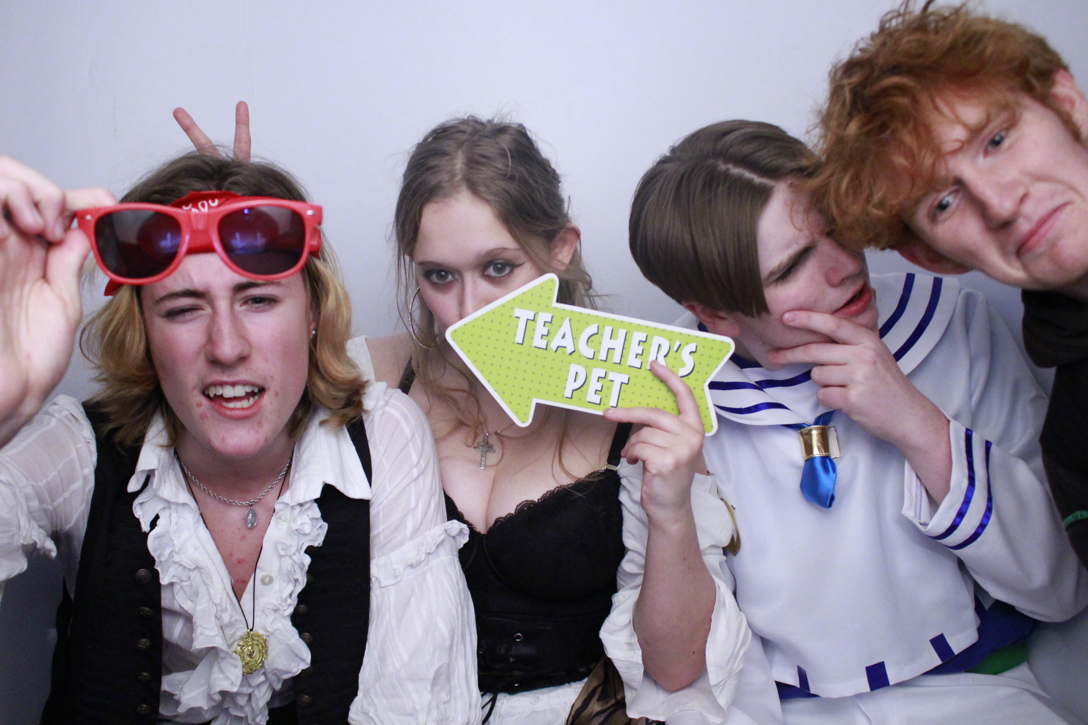 Dreyfus 18th Birthday  | View more photos from the event at gallery.myphotoboothexperience.co.uk/u/MyPhotoBoothExperienceLtd/Dreyfus-18th-Birthday