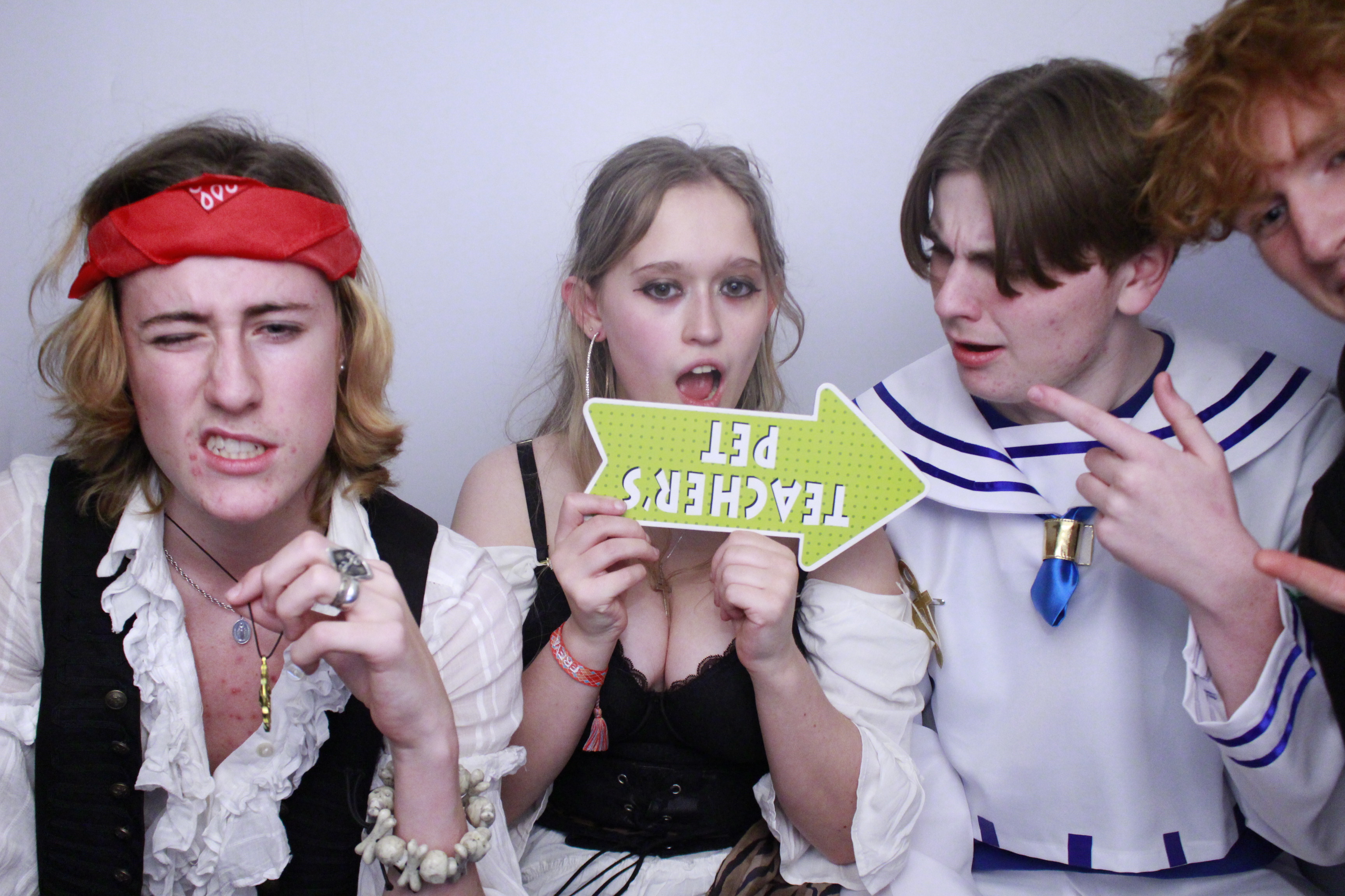 Dreyfus 18th Birthday  | View more photos from the event at gallery.myphotoboothexperience.co.uk/u/MyPhotoBoothExperienceLtd/Dreyfus-18th-Birthday
