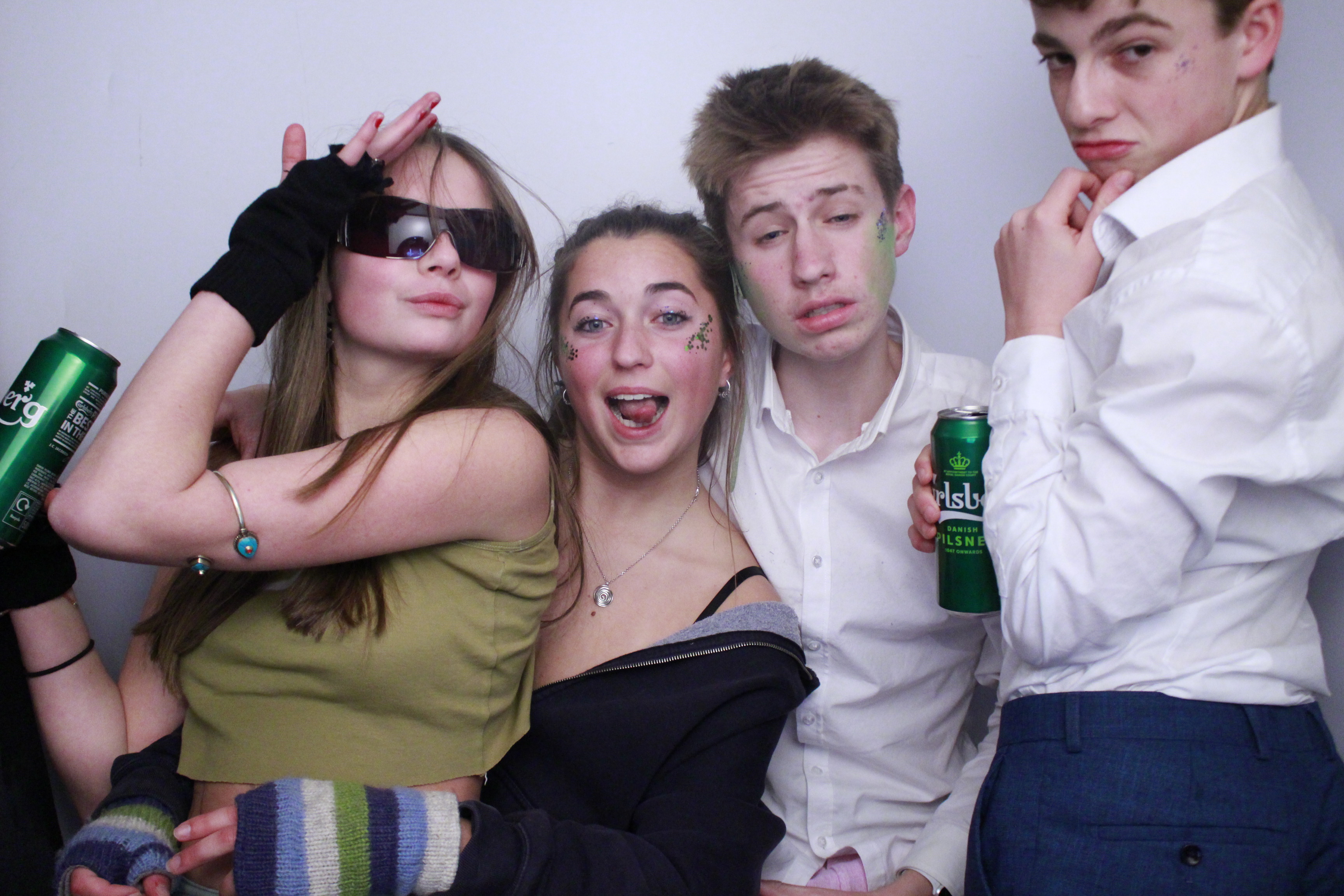 Dreyfus 18th Birthday  | View more photos from the event at gallery.myphotoboothexperience.co.uk/u/MyPhotoBoothExperienceLtd/Dreyfus-18th-Birthday