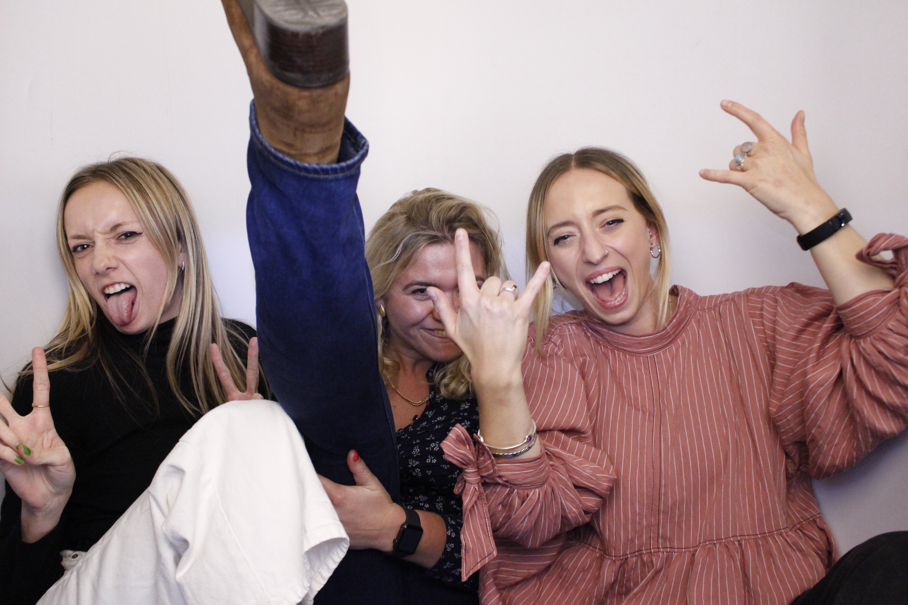 EduMe Office Warming  | View more photos from the event at gallery.myphotoboothexperience.co.uk/u/MyPhotoBoothExperienceLtd/EduMe-Office-Warming