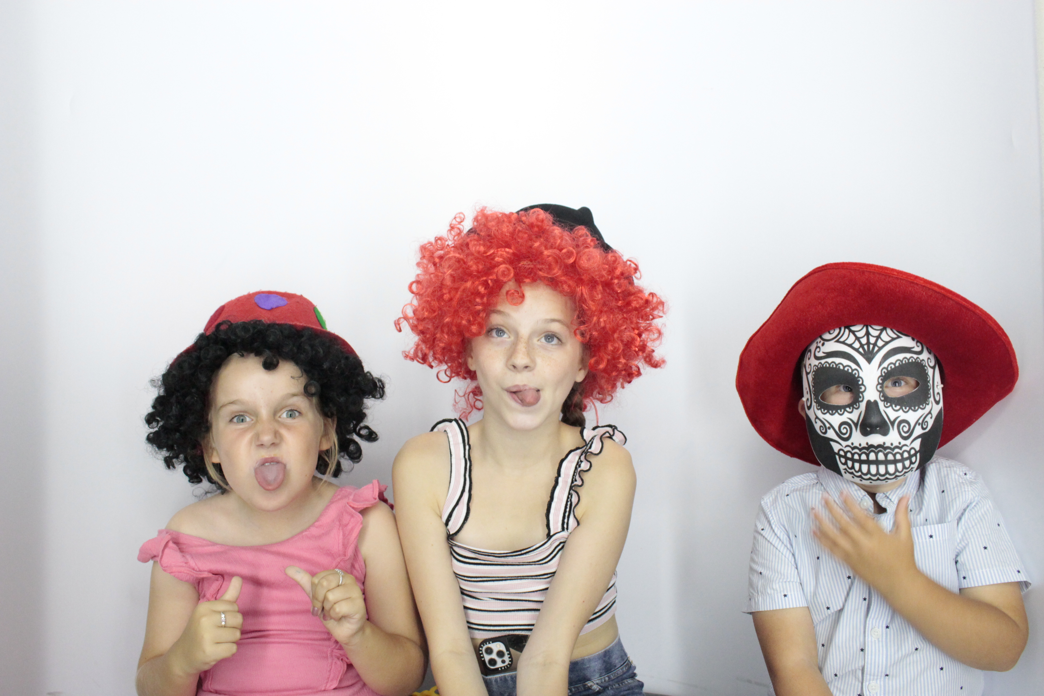 Elaine's Birthday Party | View more photos from the event at gallery.myphotoboothexperience.co.uk/u/MyPhotoBoothExperienceLtd/Elaines-Birthday-Party