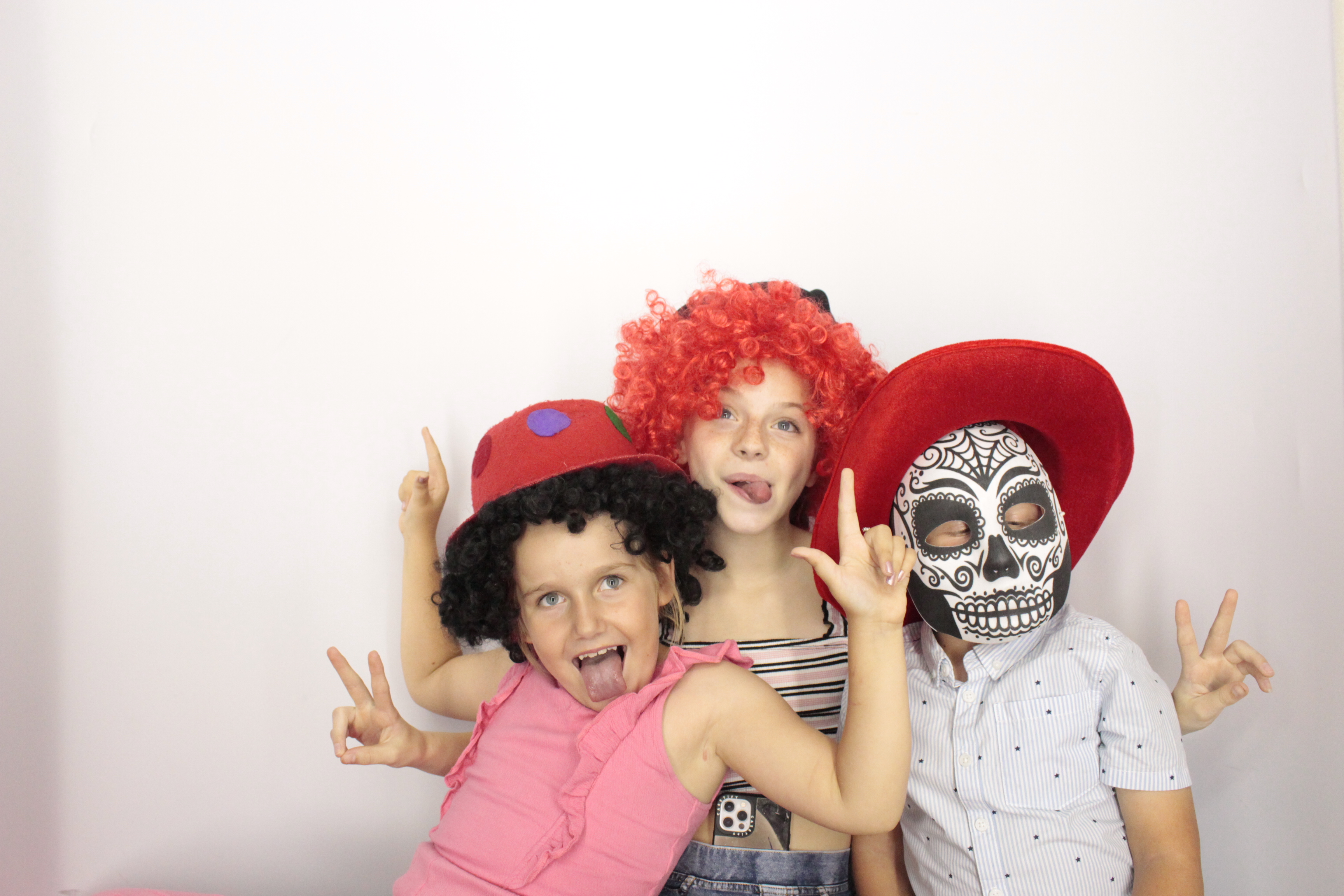 Elaine's Birthday Party | View more photos from the event at gallery.myphotoboothexperience.co.uk/u/MyPhotoBoothExperienceLtd/Elaines-Birthday-Party
