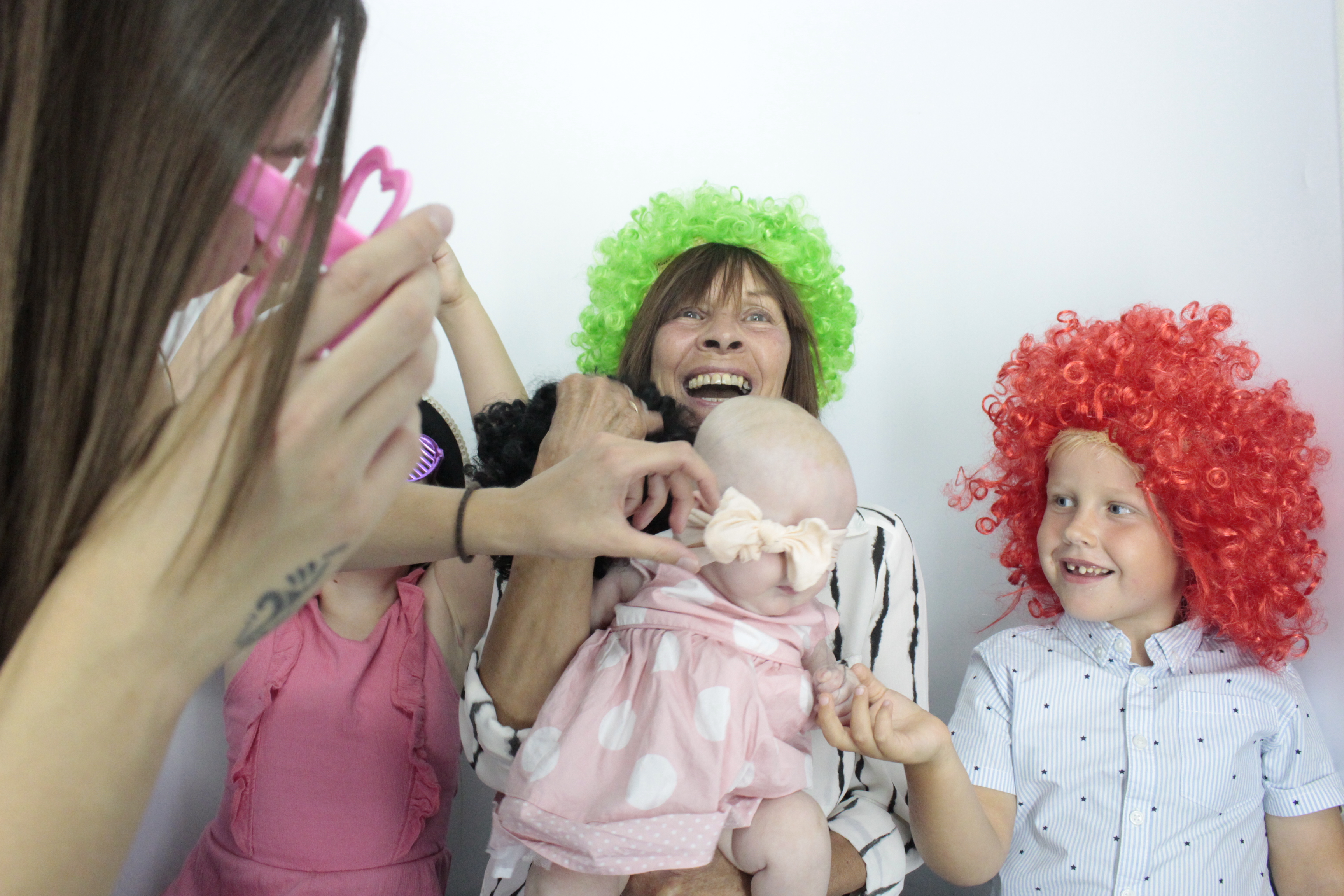 Elaine's Birthday Party | View more photos from the event at gallery.myphotoboothexperience.co.uk/u/MyPhotoBoothExperienceLtd/Elaines-Birthday-Party
