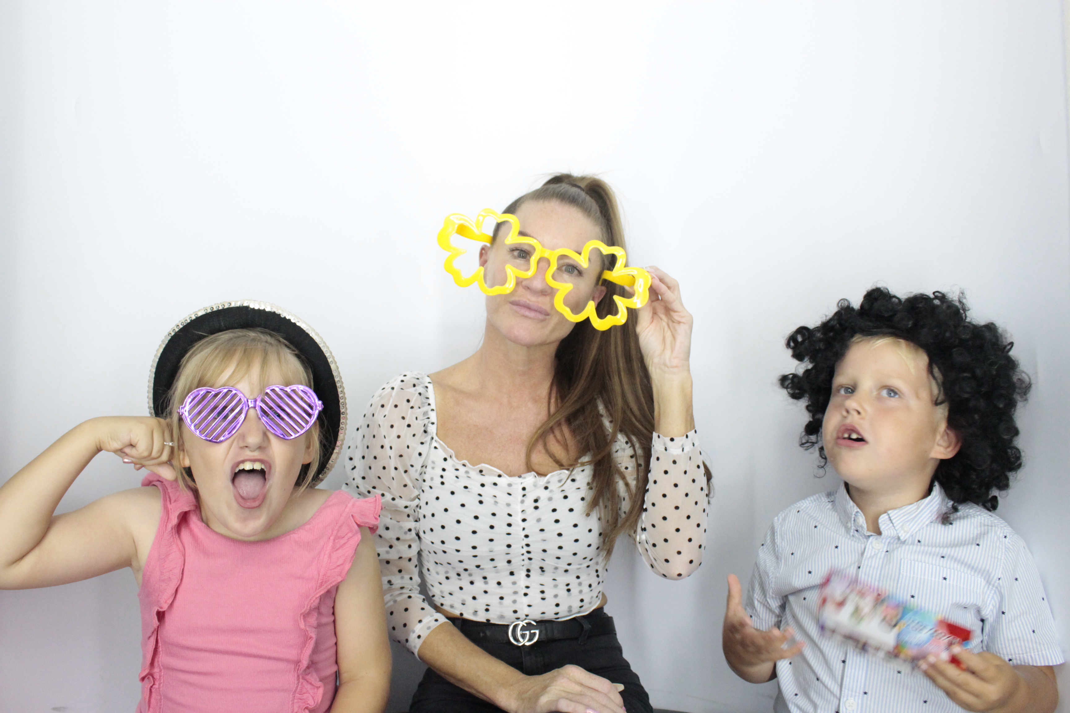 Elaine's Birthday Party | View more photos from the event at gallery.myphotoboothexperience.co.uk/u/MyPhotoBoothExperienceLtd/Elaines-Birthday-Party