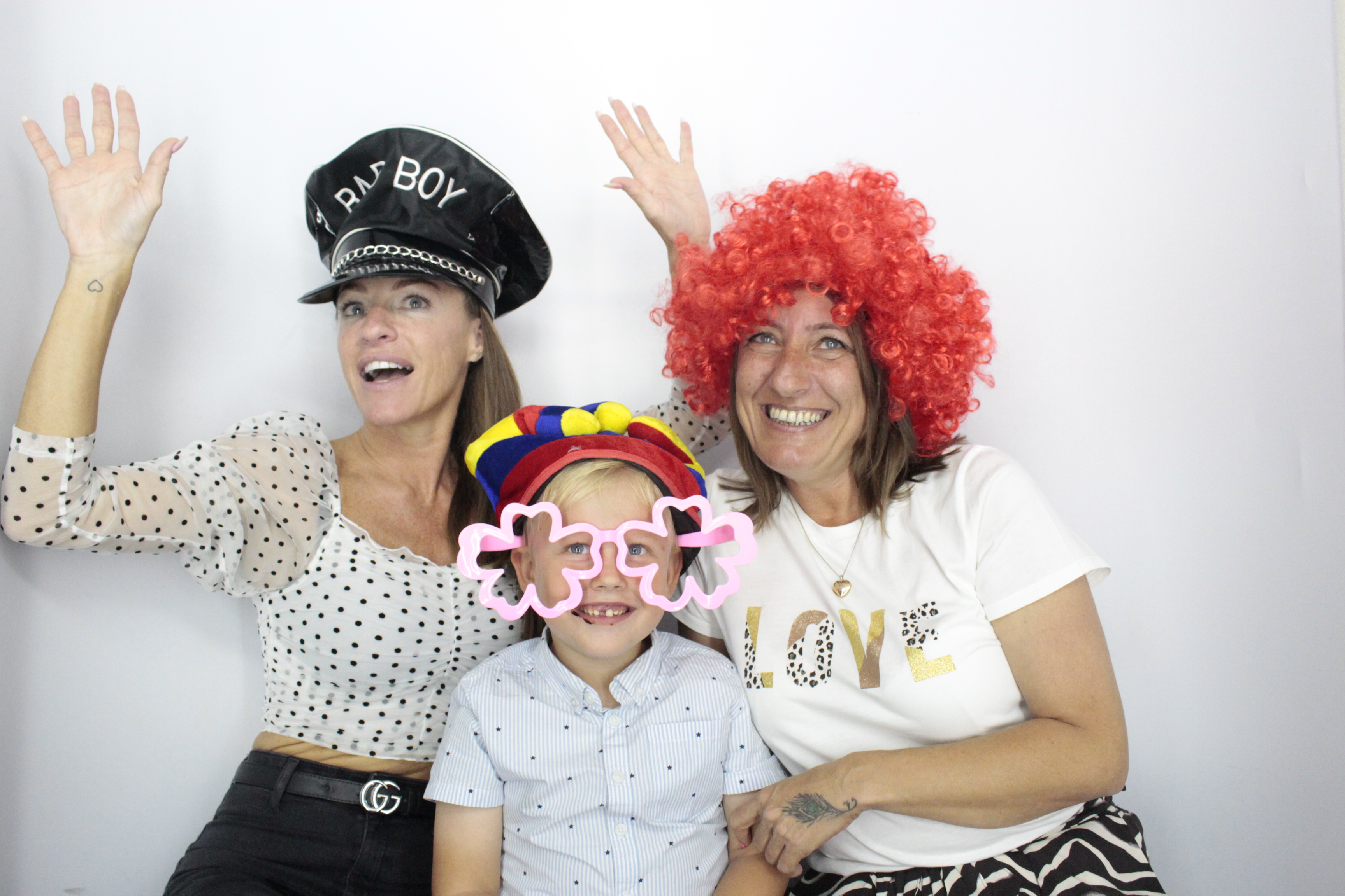 Elaine's Birthday Party | View more photos from the event at gallery.myphotoboothexperience.co.uk/u/MyPhotoBoothExperienceLtd/Elaines-Birthday-Party