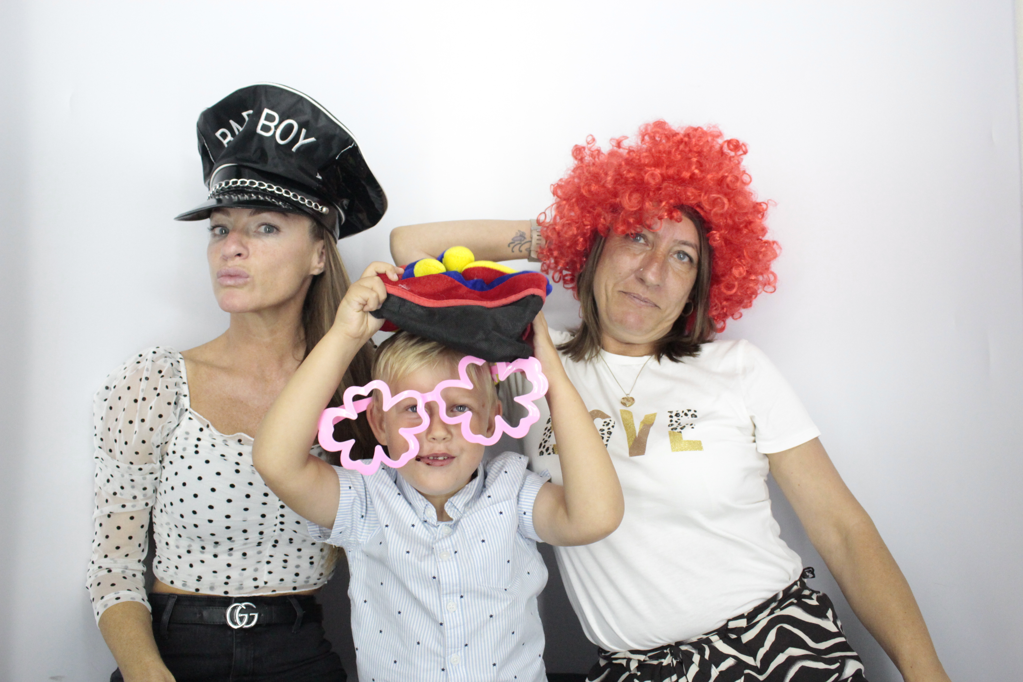 Elaine's Birthday Party | View more photos from the event at gallery.myphotoboothexperience.co.uk/u/MyPhotoBoothExperienceLtd/Elaines-Birthday-Party