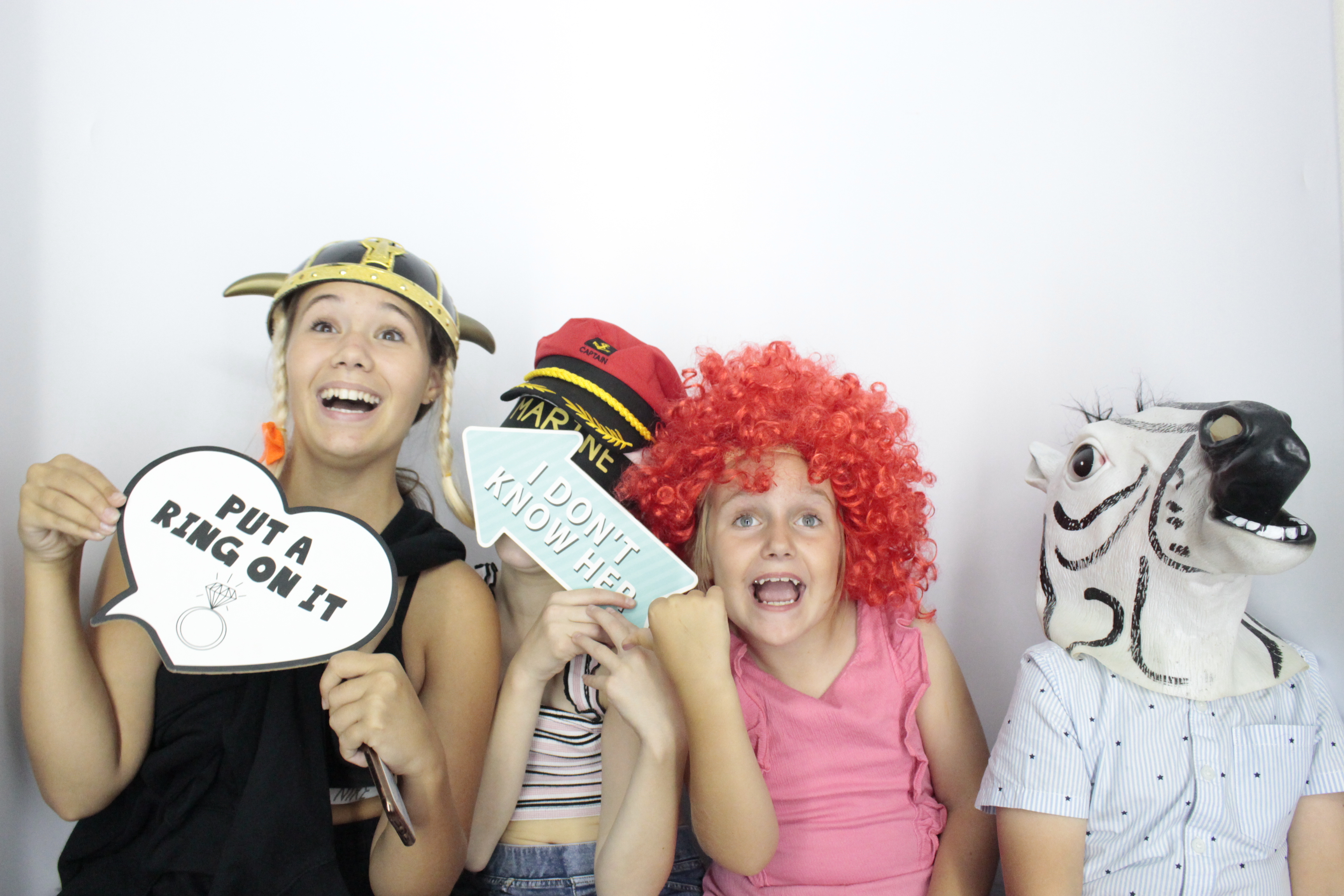 Elaine's Birthday Party | View more photos from the event at gallery.myphotoboothexperience.co.uk/u/MyPhotoBoothExperienceLtd/Elaines-Birthday-Party