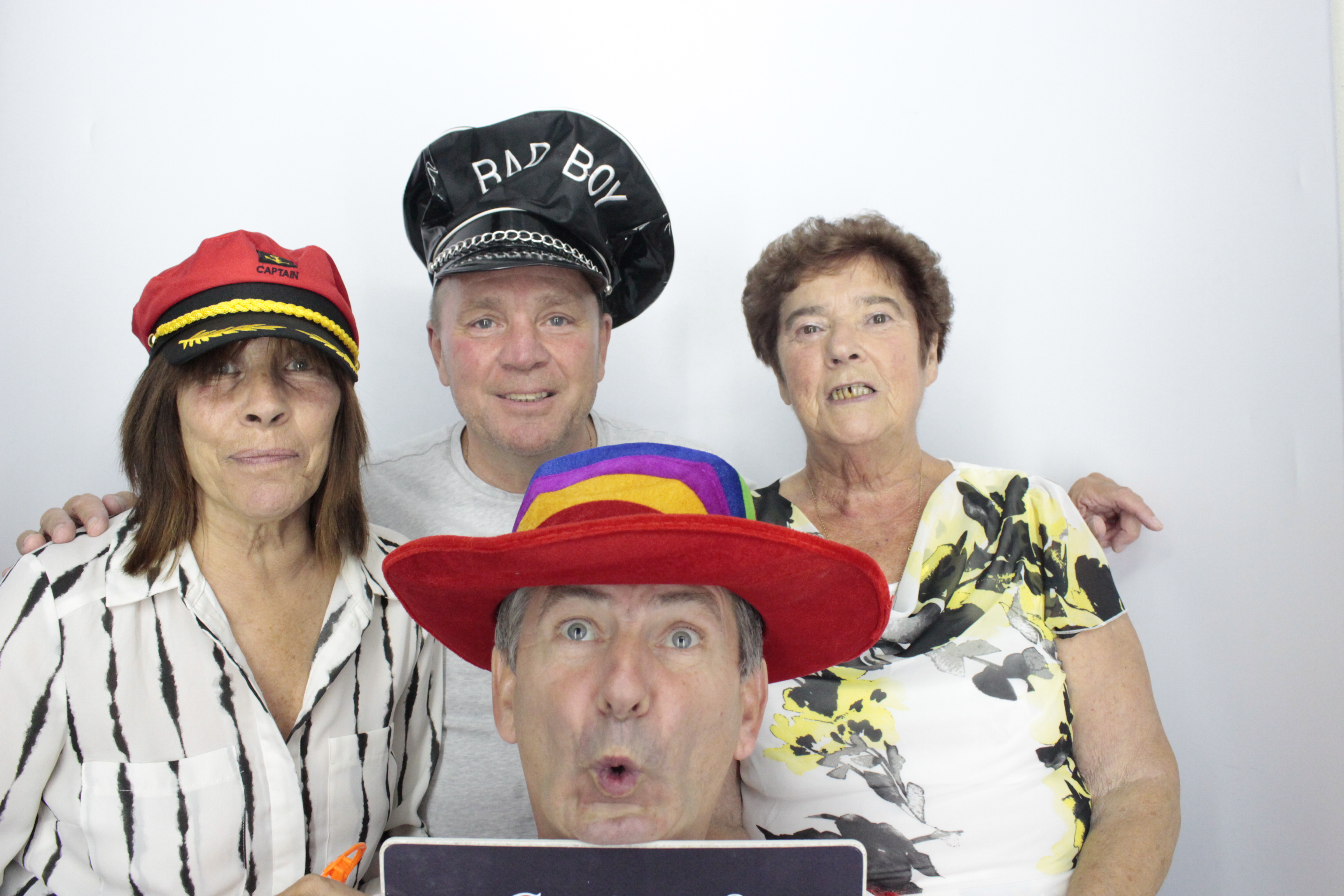Elaine's Birthday Party | View more photos from the event at gallery.myphotoboothexperience.co.uk/u/MyPhotoBoothExperienceLtd/Elaines-Birthday-Party