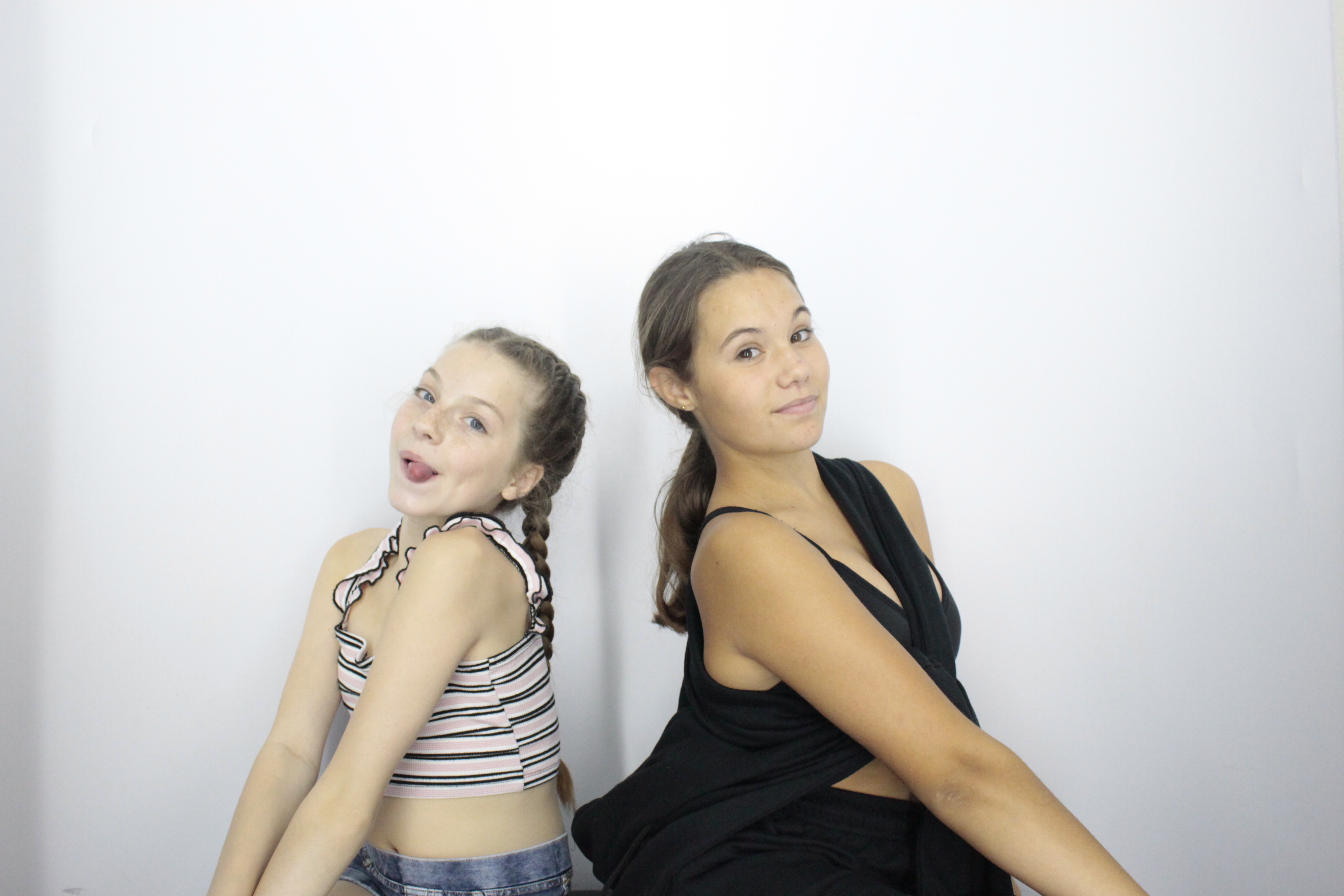 Elaine's Birthday Party | View more photos from the event at gallery.myphotoboothexperience.co.uk/u/MyPhotoBoothExperienceLtd/Elaines-Birthday-Party