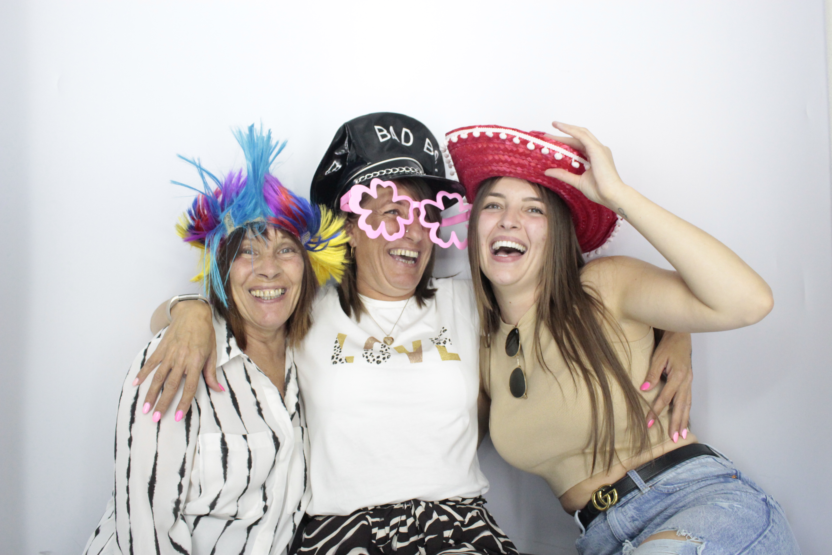 Elaine's Birthday Party | View more photos from the event at gallery.myphotoboothexperience.co.uk/u/MyPhotoBoothExperienceLtd/Elaines-Birthday-Party