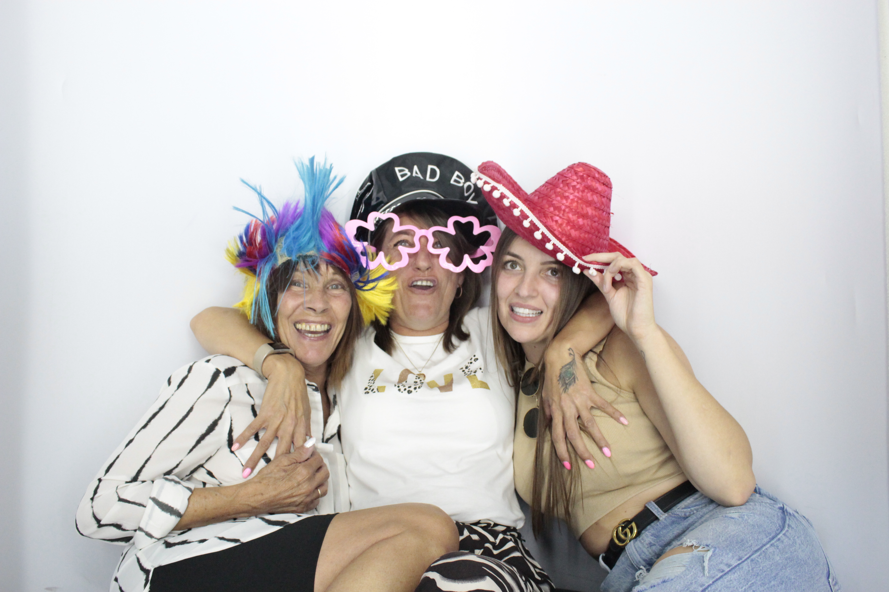 Elaine's Birthday Party | View more photos from the event at gallery.myphotoboothexperience.co.uk/u/MyPhotoBoothExperienceLtd/Elaines-Birthday-Party