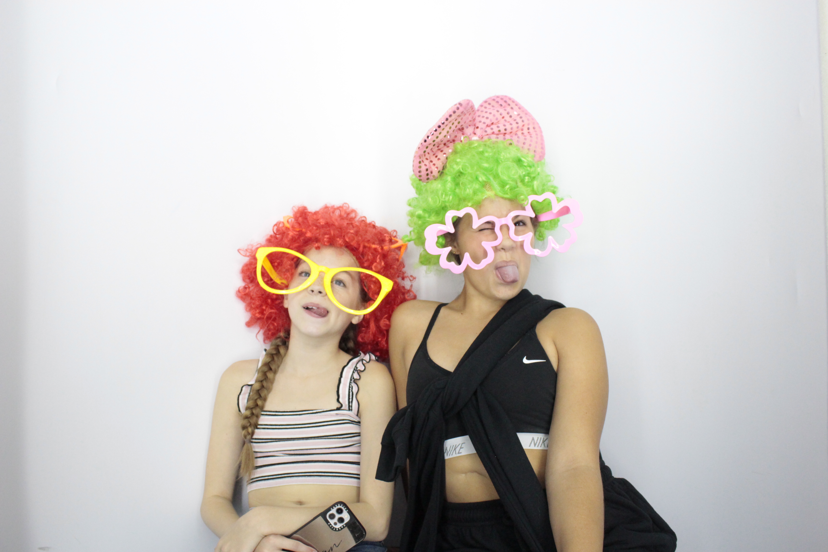 Elaine's Birthday Party | View more photos from the event at gallery.myphotoboothexperience.co.uk/u/MyPhotoBoothExperienceLtd/Elaines-Birthday-Party