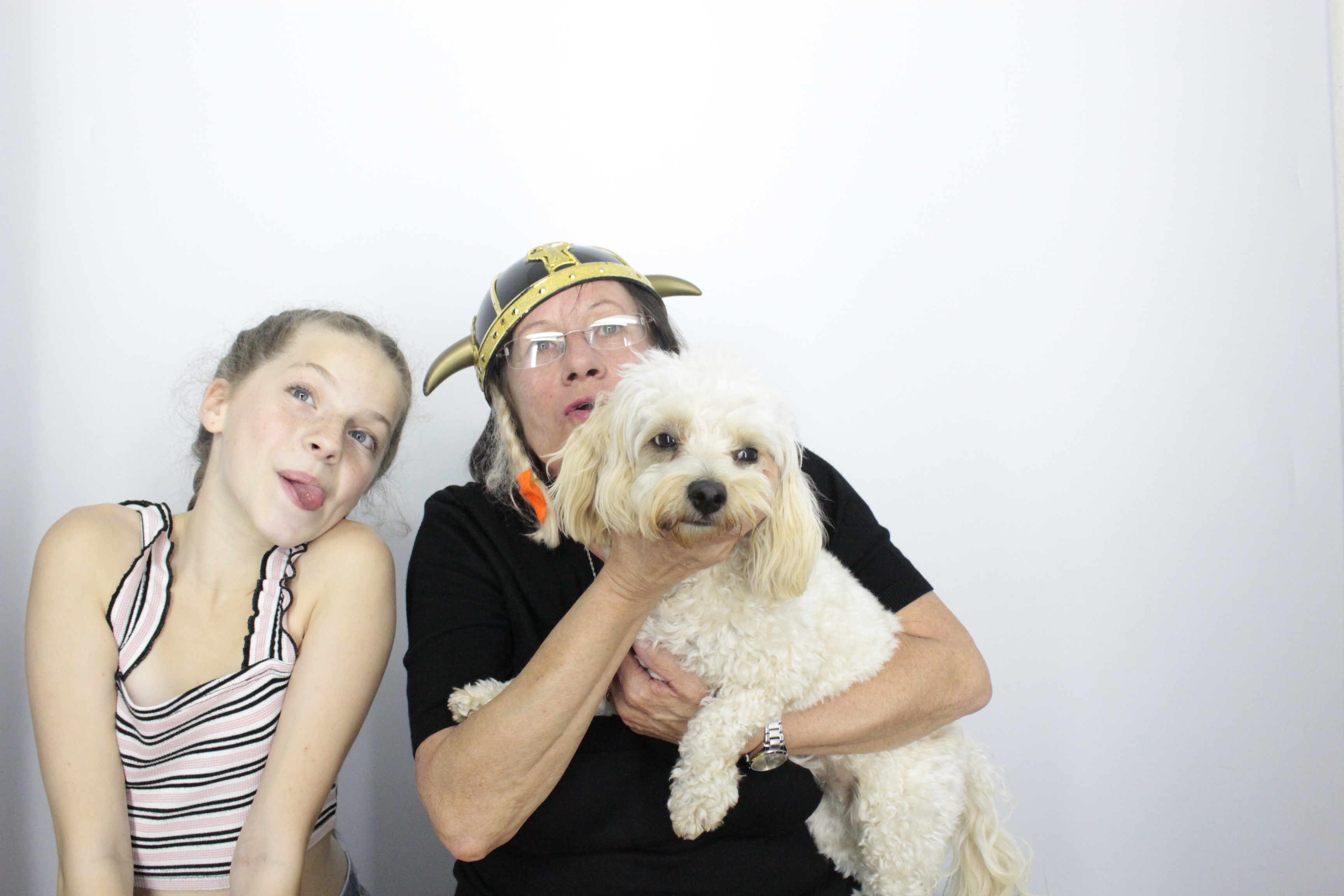 Elaine's Birthday Party | View more photos from the event at gallery.myphotoboothexperience.co.uk/u/MyPhotoBoothExperienceLtd/Elaines-Birthday-Party