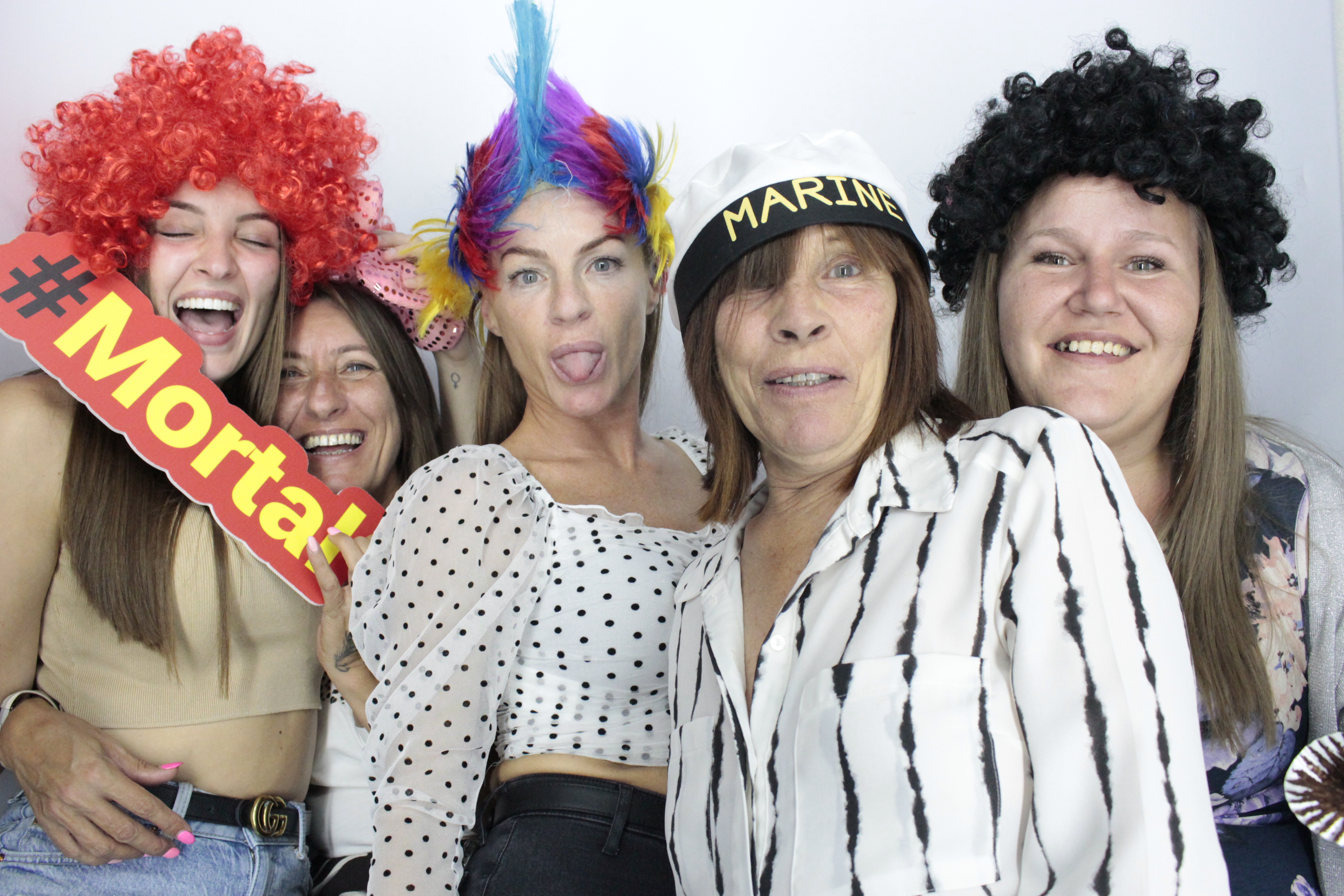 Elaine's Birthday Party | View more photos from the event at gallery.myphotoboothexperience.co.uk/u/MyPhotoBoothExperienceLtd/Elaines-Birthday-Party