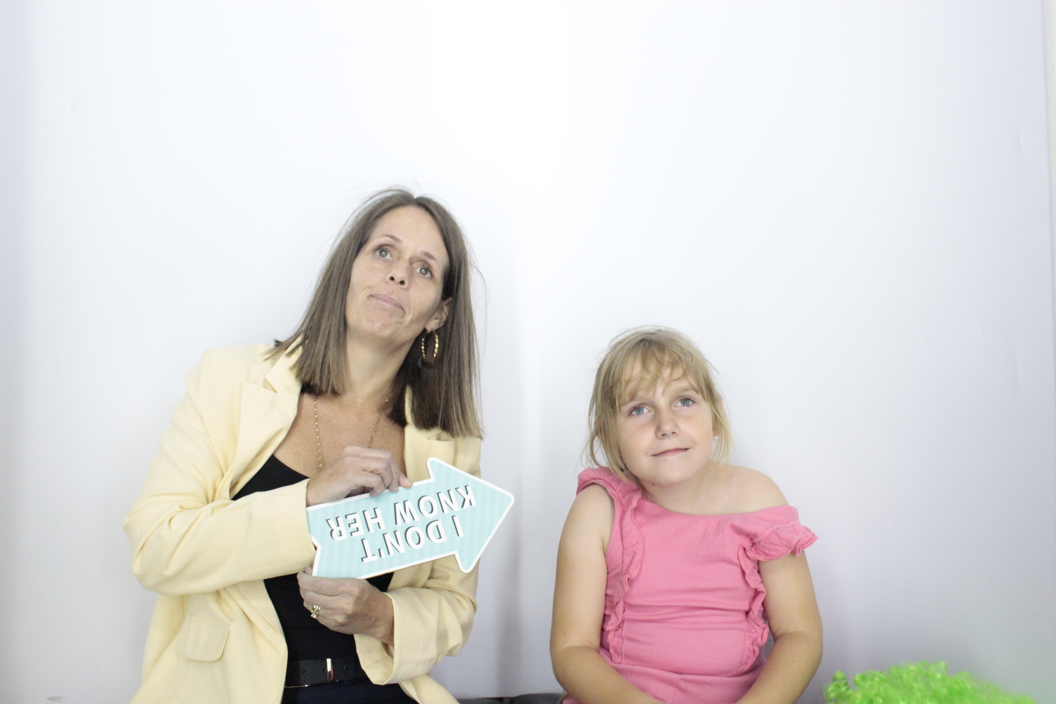 Elaine's Birthday Party | View more photos from the event at gallery.myphotoboothexperience.co.uk/u/MyPhotoBoothExperienceLtd/Elaines-Birthday-Party