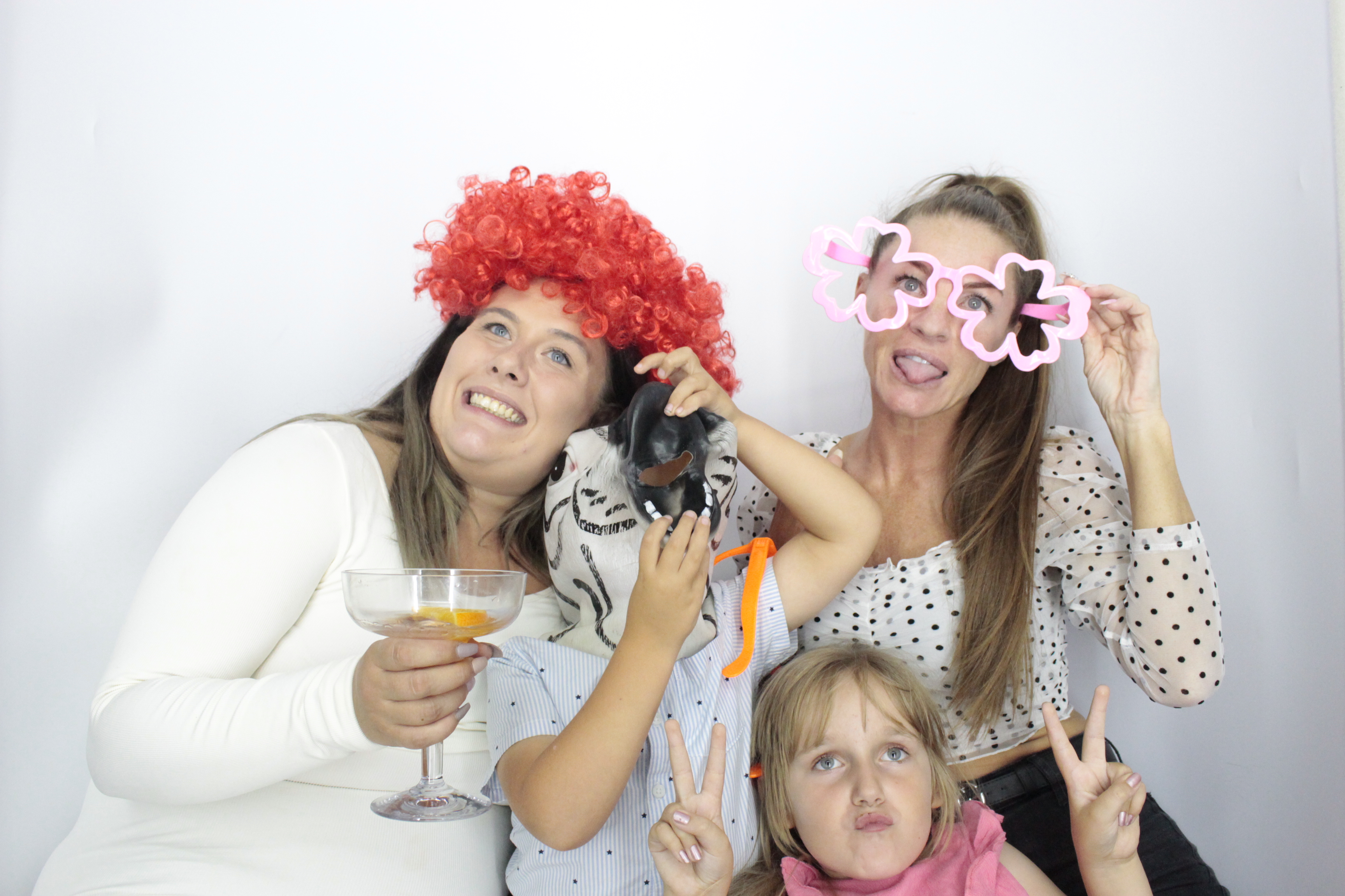 Elaine's Birthday Party | View more photos from the event at gallery.myphotoboothexperience.co.uk/u/MyPhotoBoothExperienceLtd/Elaines-Birthday-Party