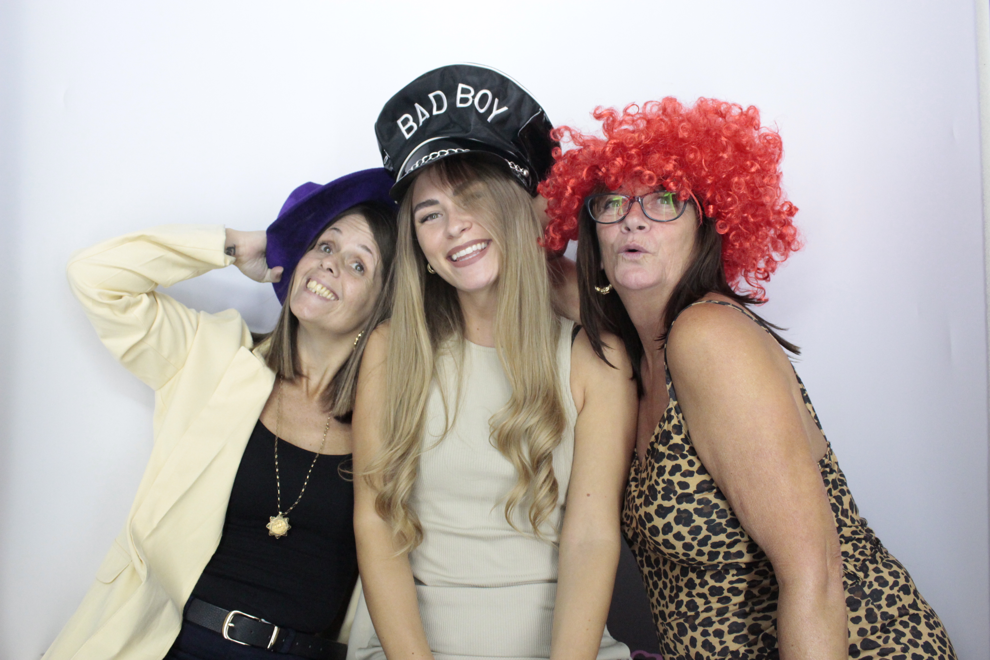 Elaine's Birthday Party | View more photos from the event at gallery.myphotoboothexperience.co.uk/u/MyPhotoBoothExperienceLtd/Elaines-Birthday-Party