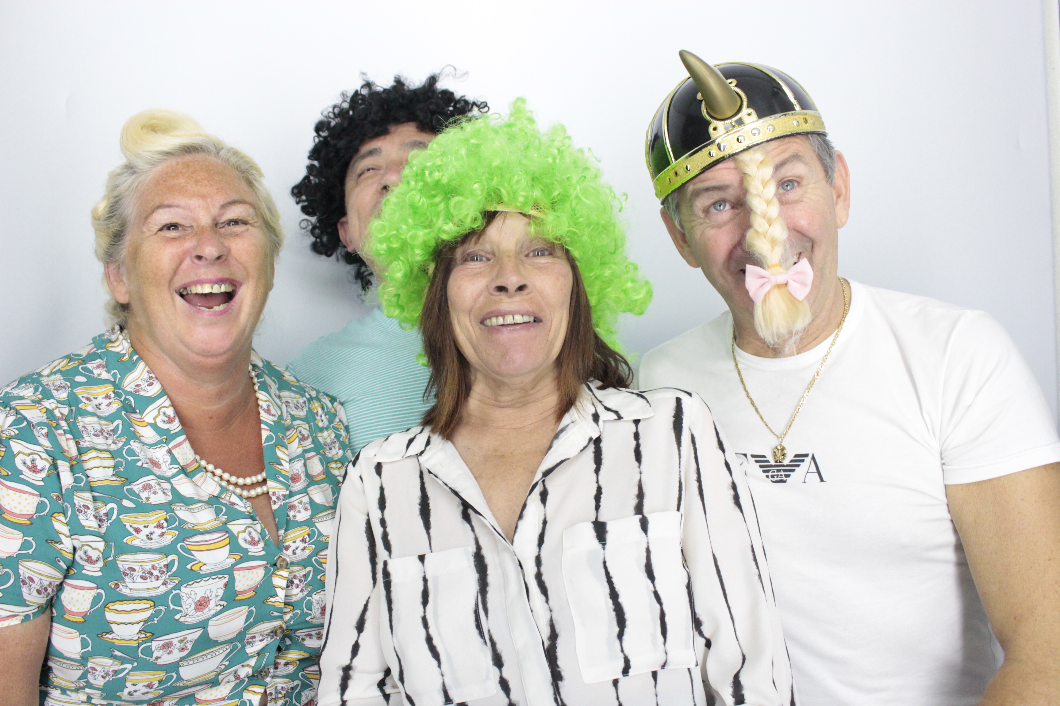 Elaine's Birthday Party | View more photos from the event at gallery.myphotoboothexperience.co.uk/u/MyPhotoBoothExperienceLtd/Elaines-Birthday-Party