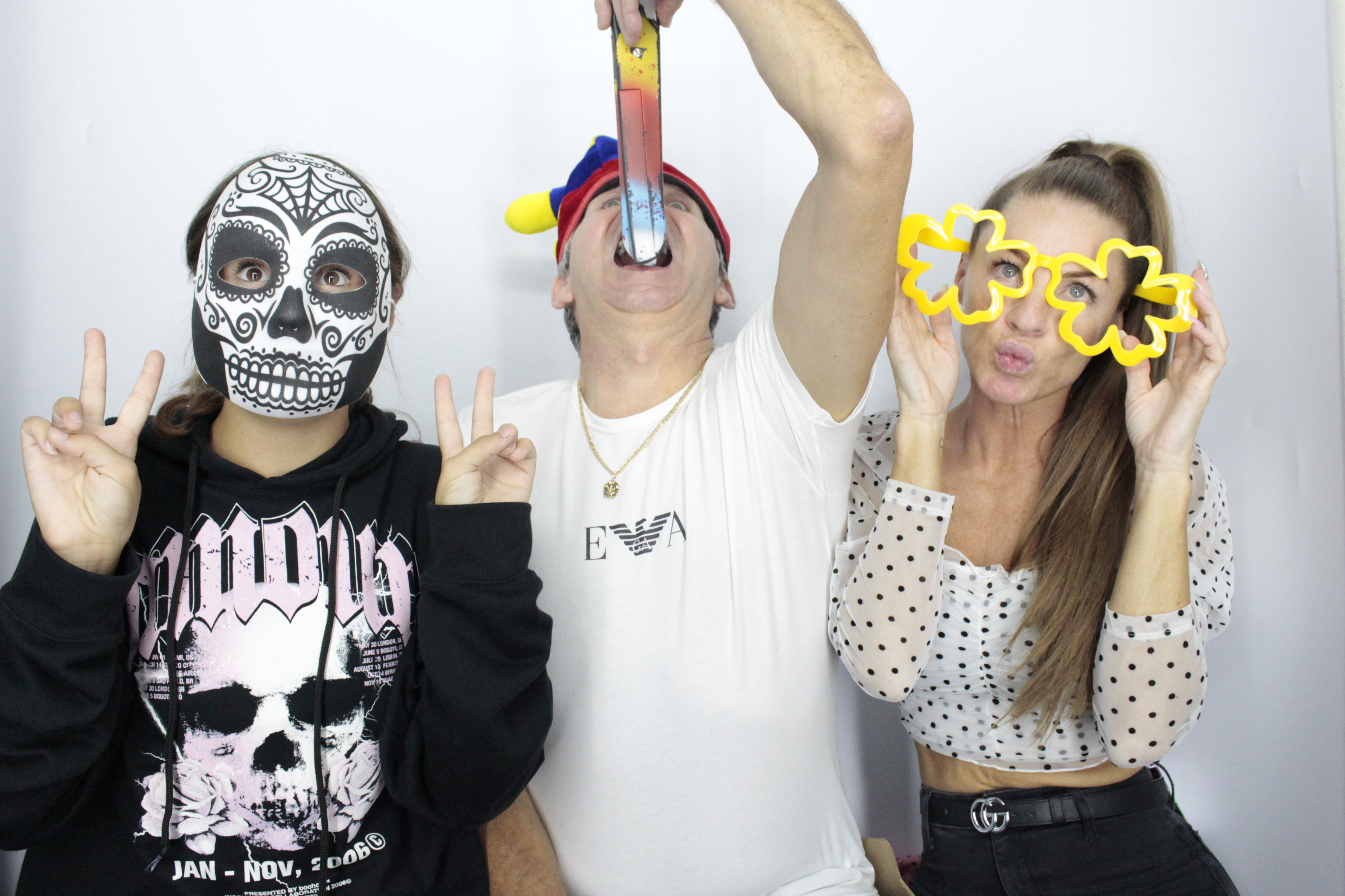 Elaine's Birthday Party | View more photos from the event at gallery.myphotoboothexperience.co.uk/u/MyPhotoBoothExperienceLtd/Elaines-Birthday-Party