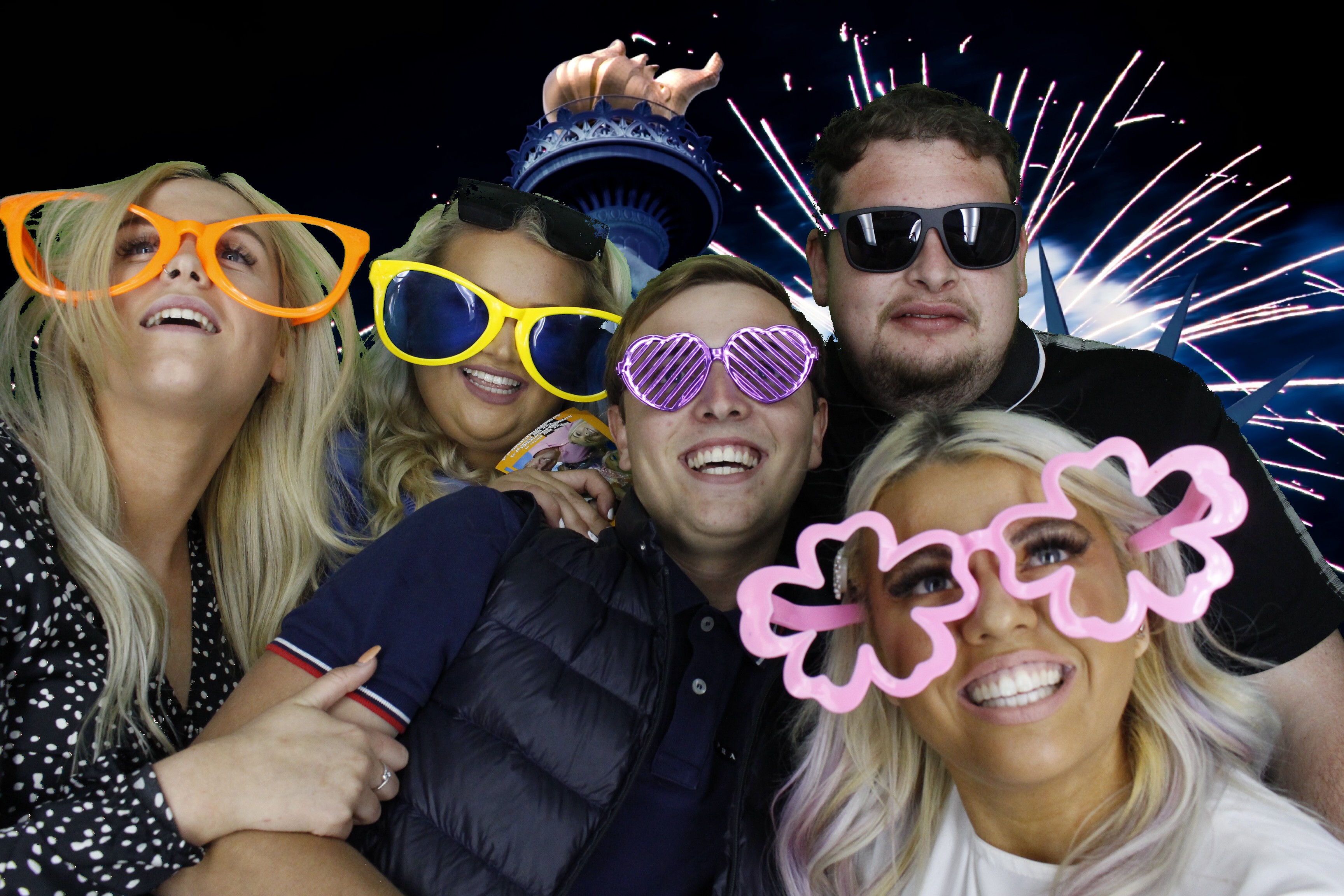 Evie's 21st Birthday  | View more photos from the event at gallery.myphotoboothexperience.co.uk/u/MyPhotoBoothExperienceLtd/Evies-21st-Birthday