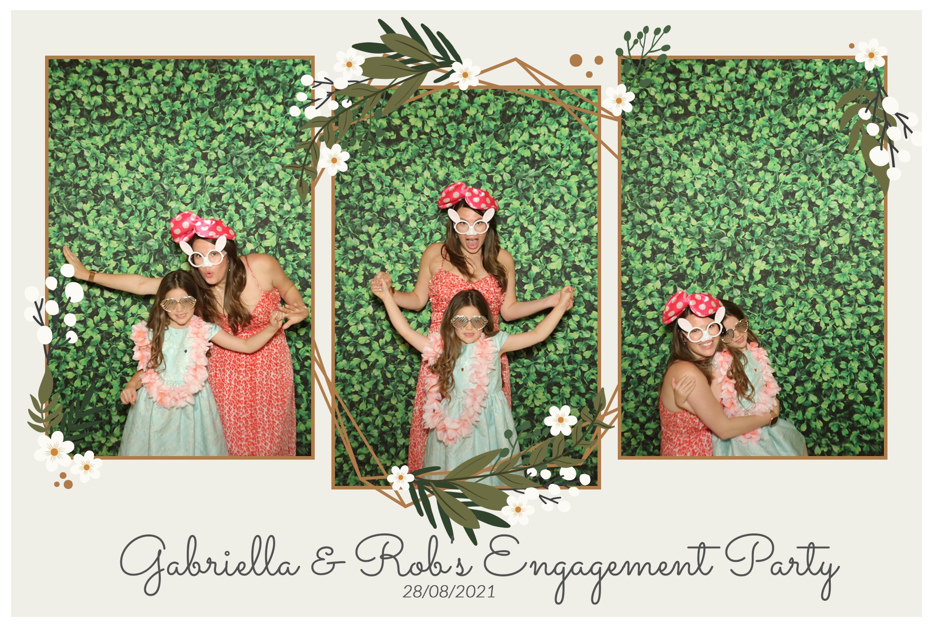 Gabriella & Robs Engagement | View more photos from the event at gallery.myphotoboothexperience.co.uk/u/MyPhotoBoothExperienceLtd/Gabriella-Robs-Engagement