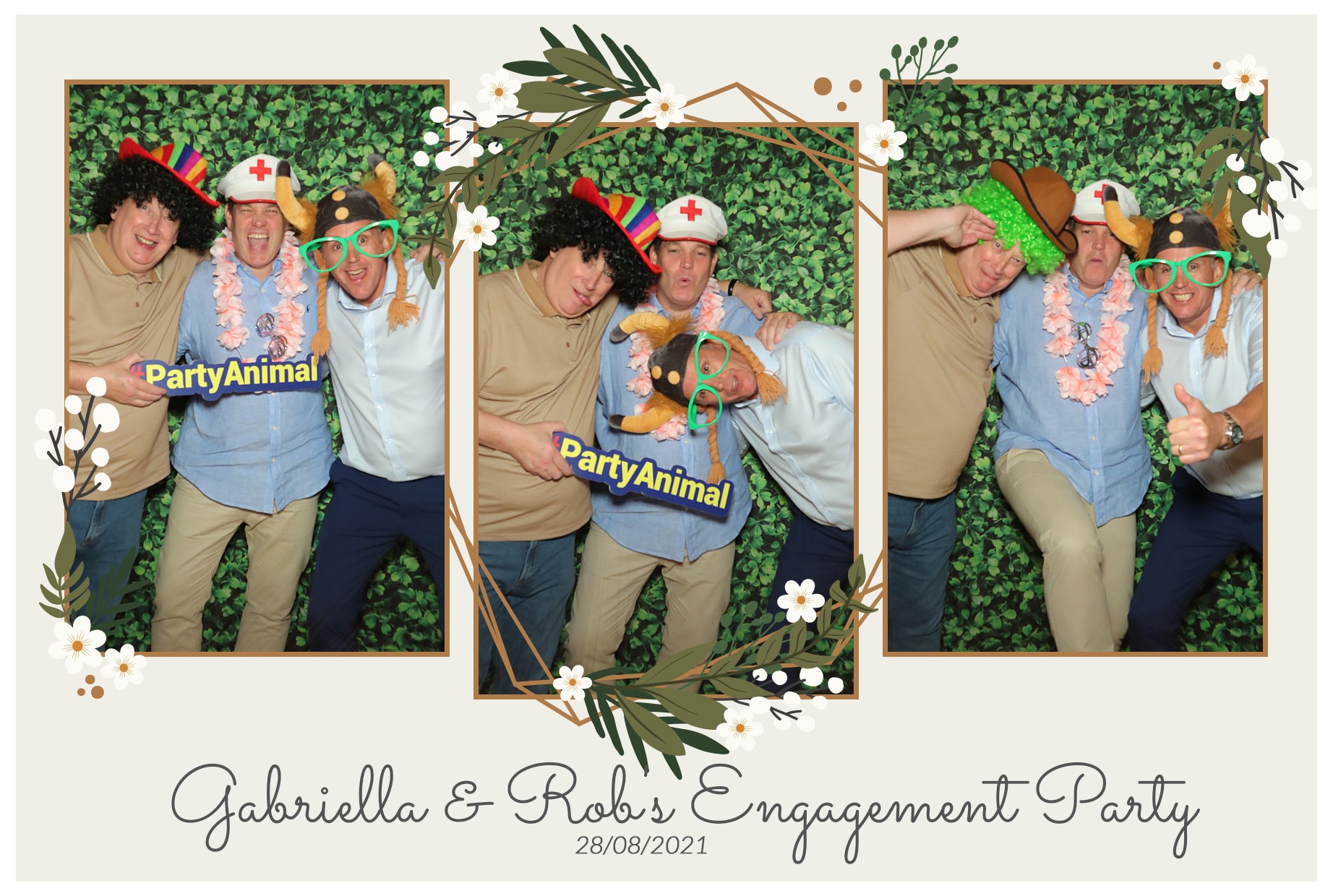 Gabriella & Robs Engagement | View more photos from the event at gallery.myphotoboothexperience.co.uk/u/MyPhotoBoothExperienceLtd/Gabriella-Robs-Engagement