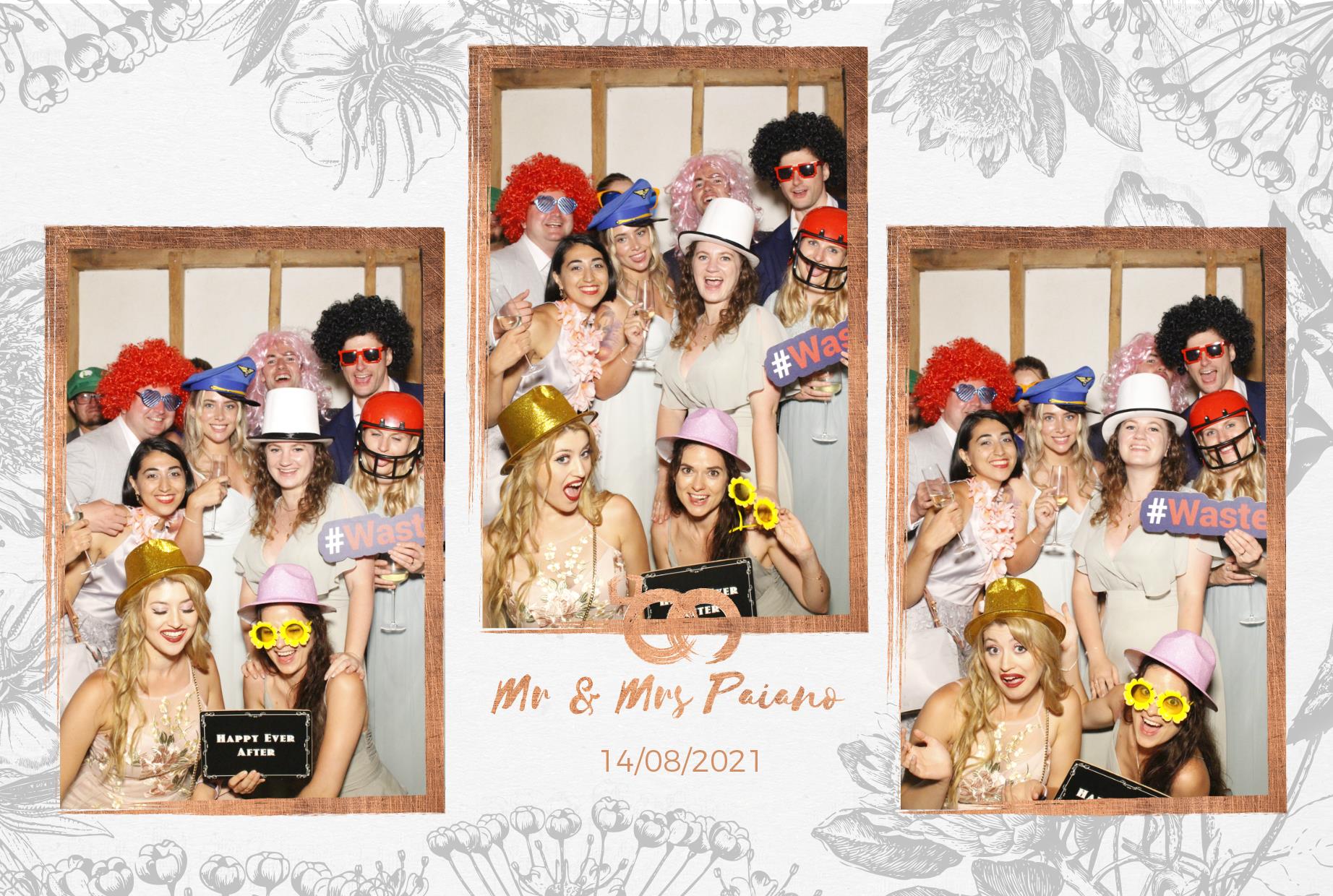 Gino & Amy's Wedding | View more photos from the event at gallery.myphotoboothexperience.co.uk/u/MyPhotoBoothExperienceLtd/Gino-Amys-Wedding