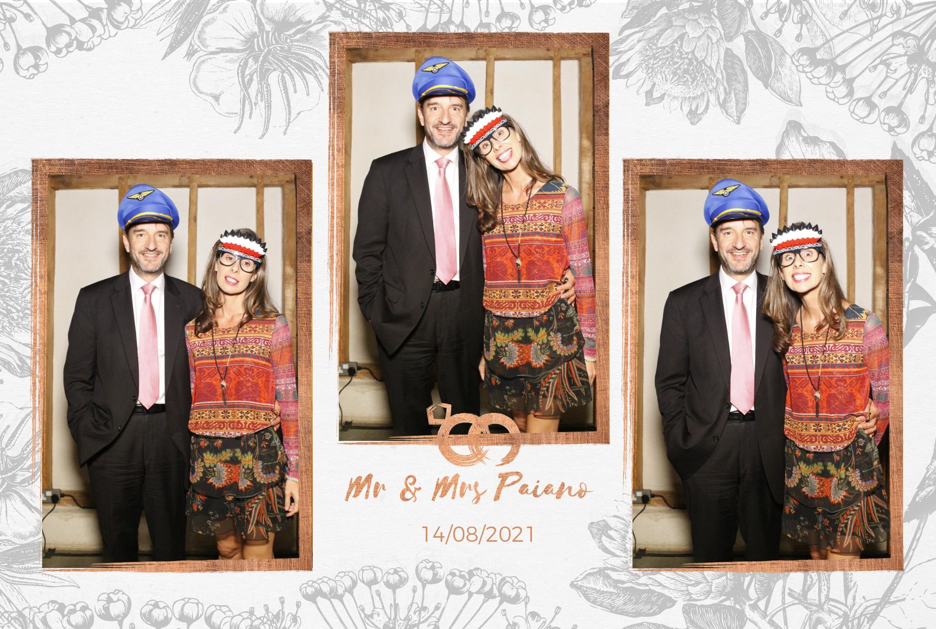 Gino & Amy's Wedding | View more photos from the event at gallery.myphotoboothexperience.co.uk/u/MyPhotoBoothExperienceLtd/Gino-Amys-Wedding