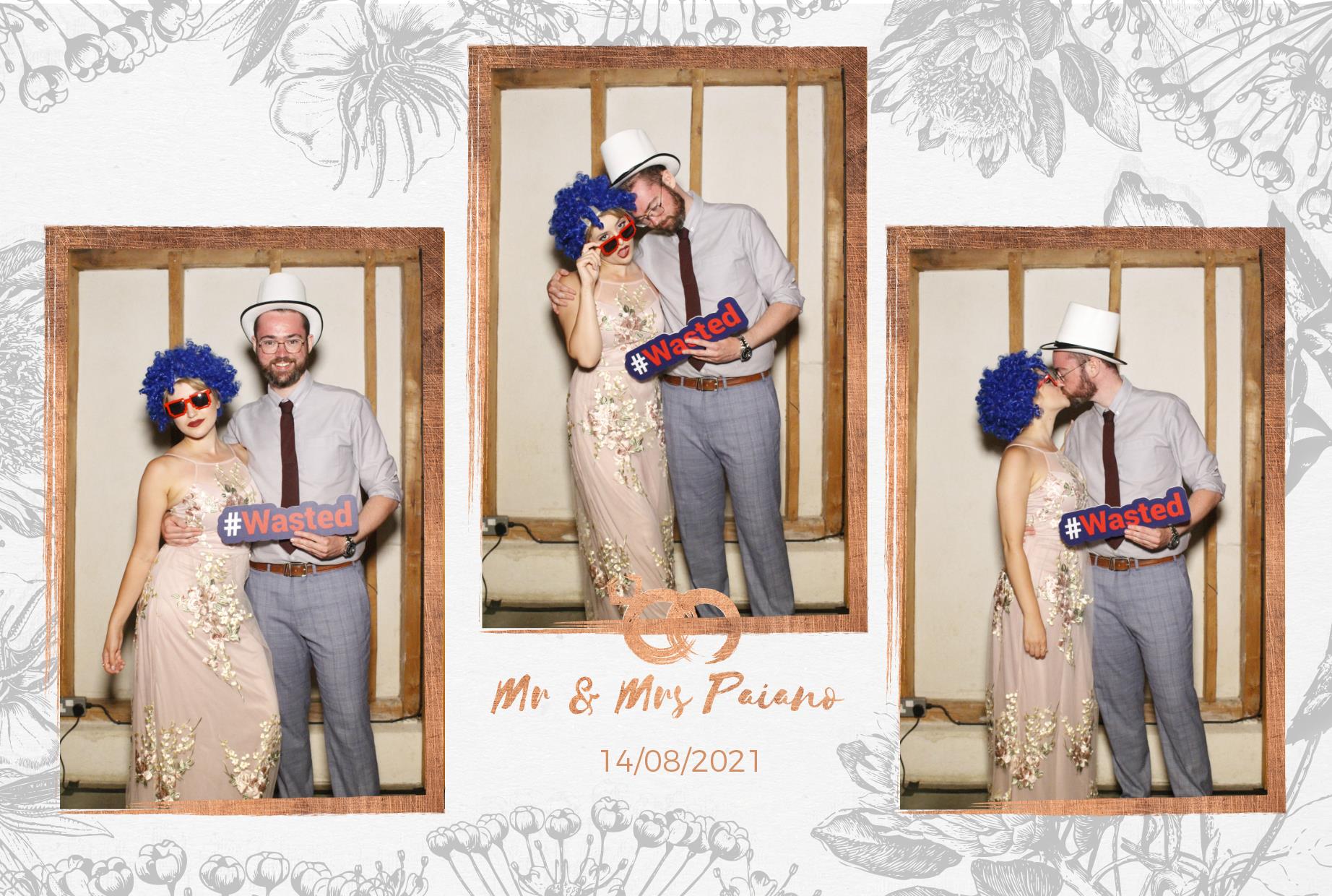 Gino & Amy's Wedding | View more photos from the event at gallery.myphotoboothexperience.co.uk/u/MyPhotoBoothExperienceLtd/Gino-Amys-Wedding