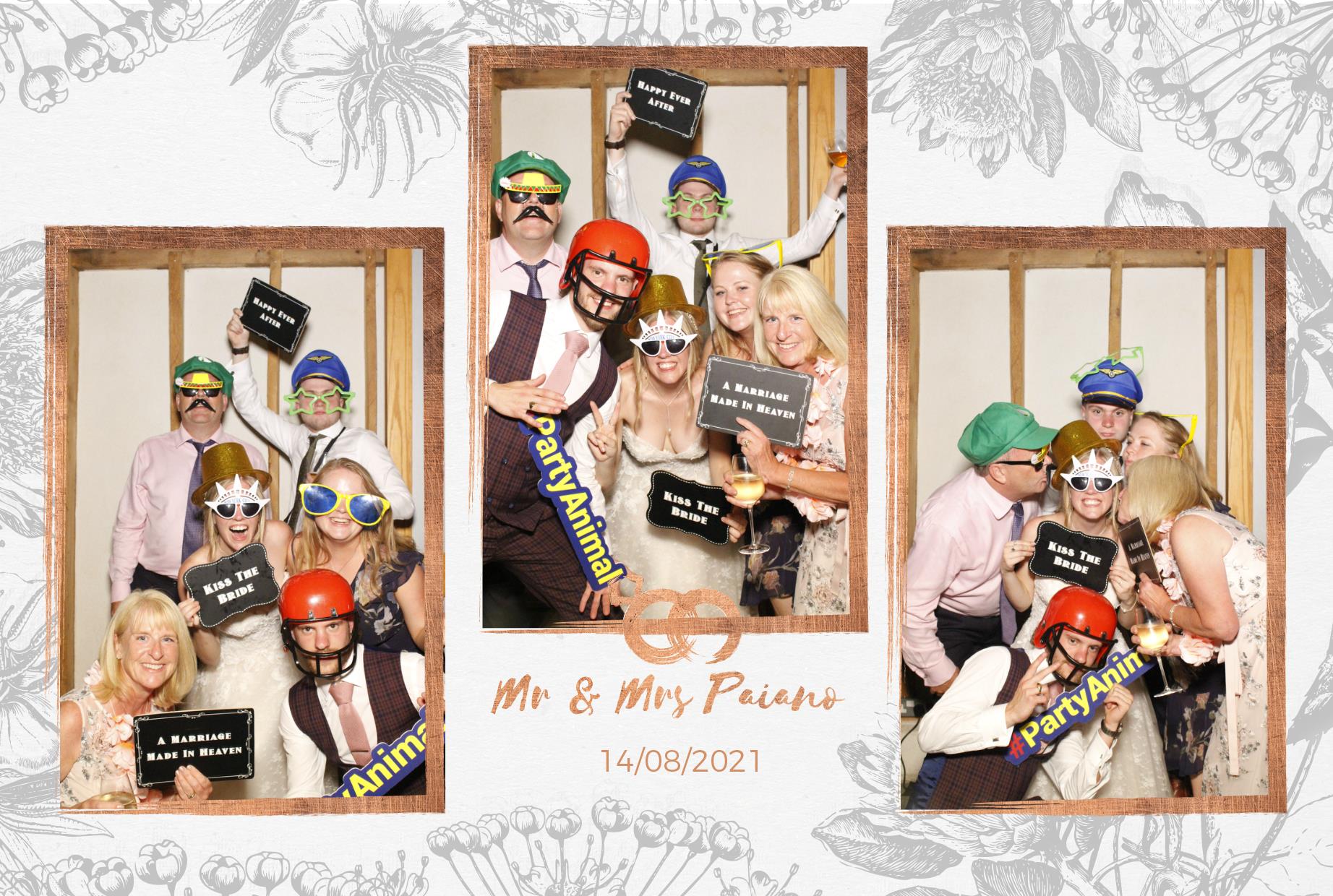 Gino & Amy's Wedding | View more photos from the event at gallery.myphotoboothexperience.co.uk/u/MyPhotoBoothExperienceLtd/Gino-Amys-Wedding