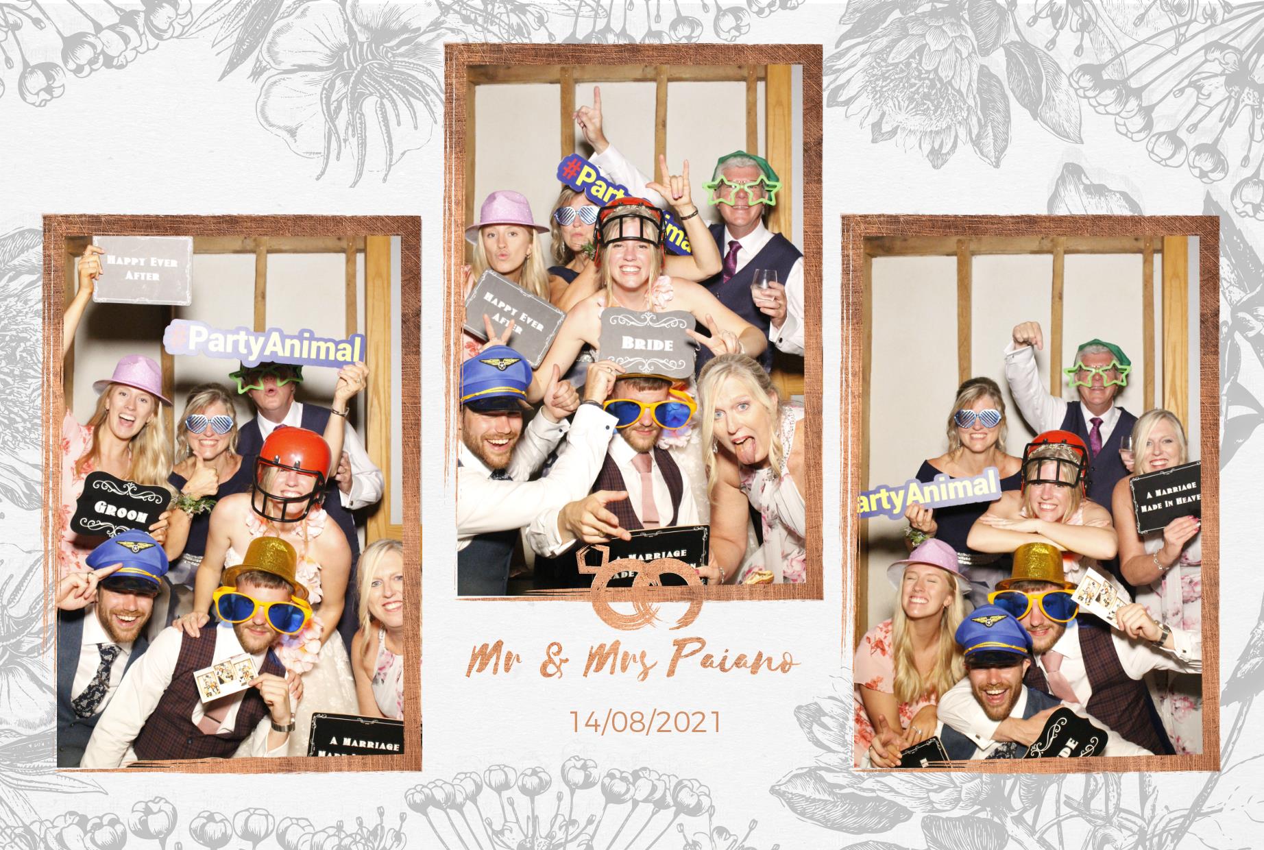 Gino & Amy's Wedding | View more photos from the event at gallery.myphotoboothexperience.co.uk/u/MyPhotoBoothExperienceLtd/Gino-Amys-Wedding