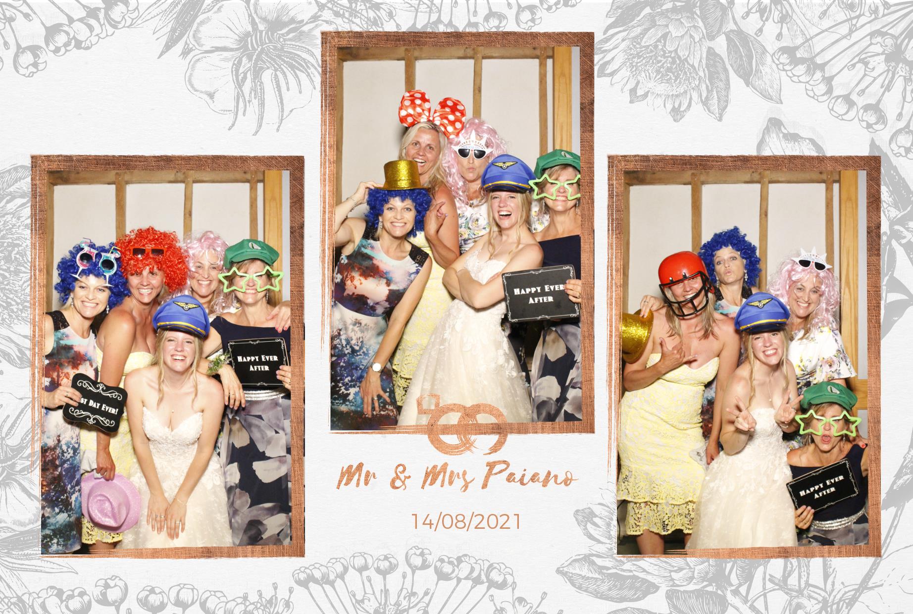 Gino & Amy's Wedding | View more photos from the event at gallery.myphotoboothexperience.co.uk/u/MyPhotoBoothExperienceLtd/Gino-Amys-Wedding
