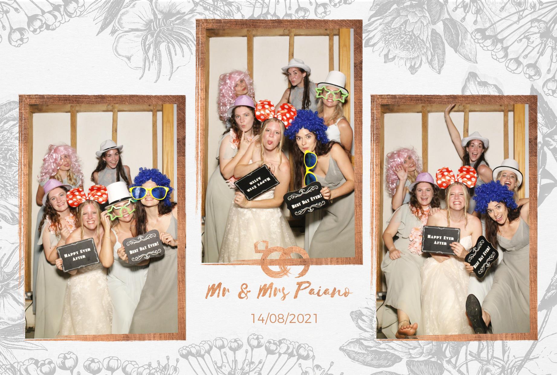 Gino & Amy's Wedding | View more photos from the event at gallery.myphotoboothexperience.co.uk/u/MyPhotoBoothExperienceLtd/Gino-Amys-Wedding