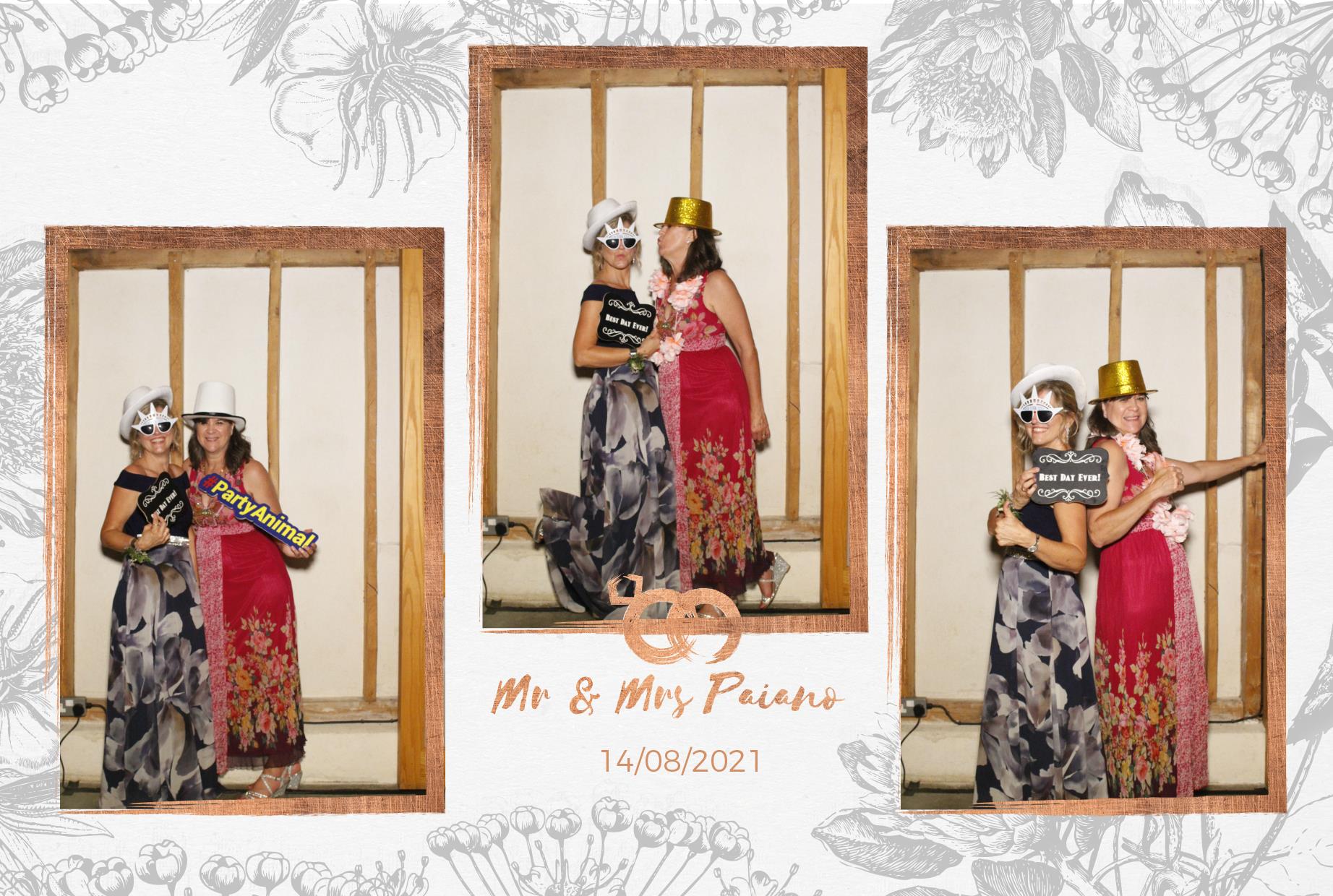 Gino & Amy's Wedding | View more photos from the event at gallery.myphotoboothexperience.co.uk/u/MyPhotoBoothExperienceLtd/Gino-Amys-Wedding