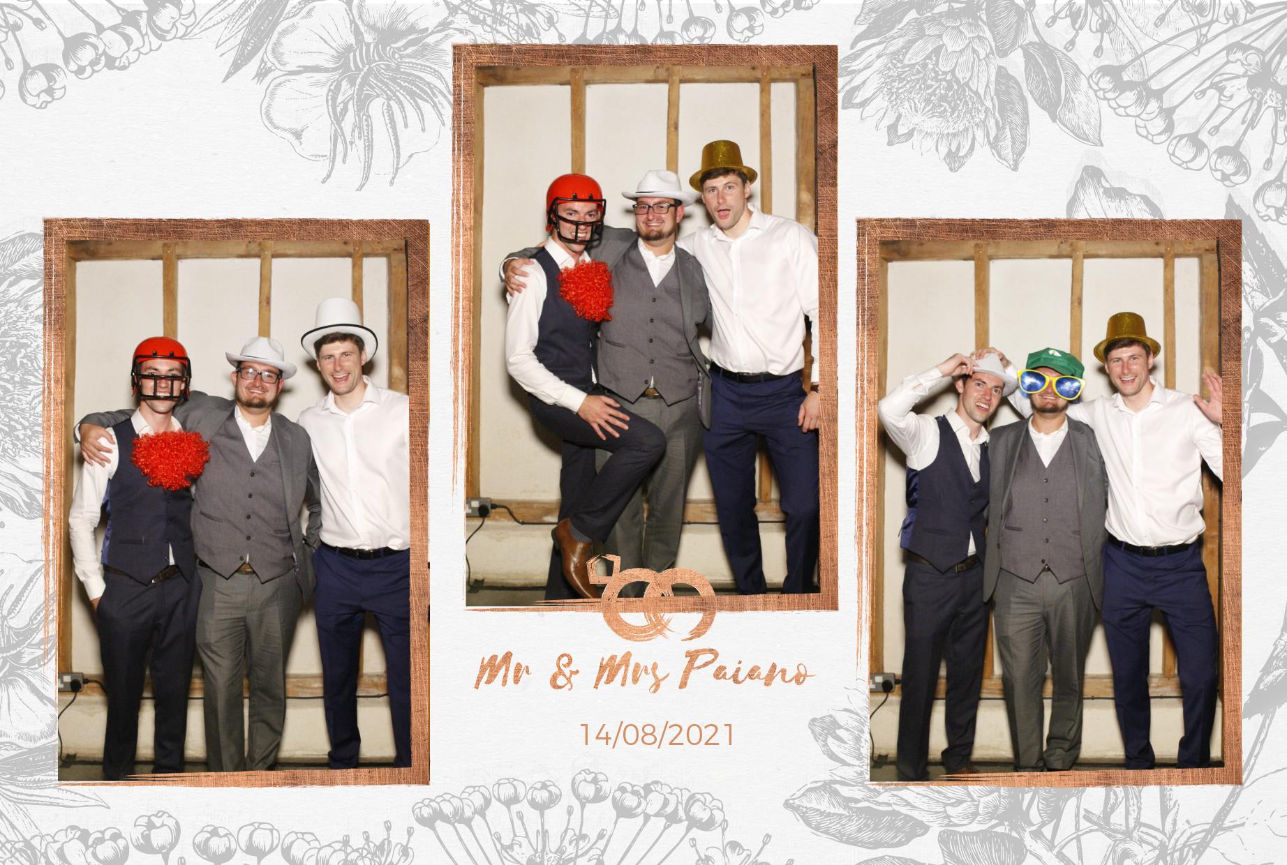 Gino & Amy's Wedding | View more photos from the event at gallery.myphotoboothexperience.co.uk/u/MyPhotoBoothExperienceLtd/Gino-Amys-Wedding