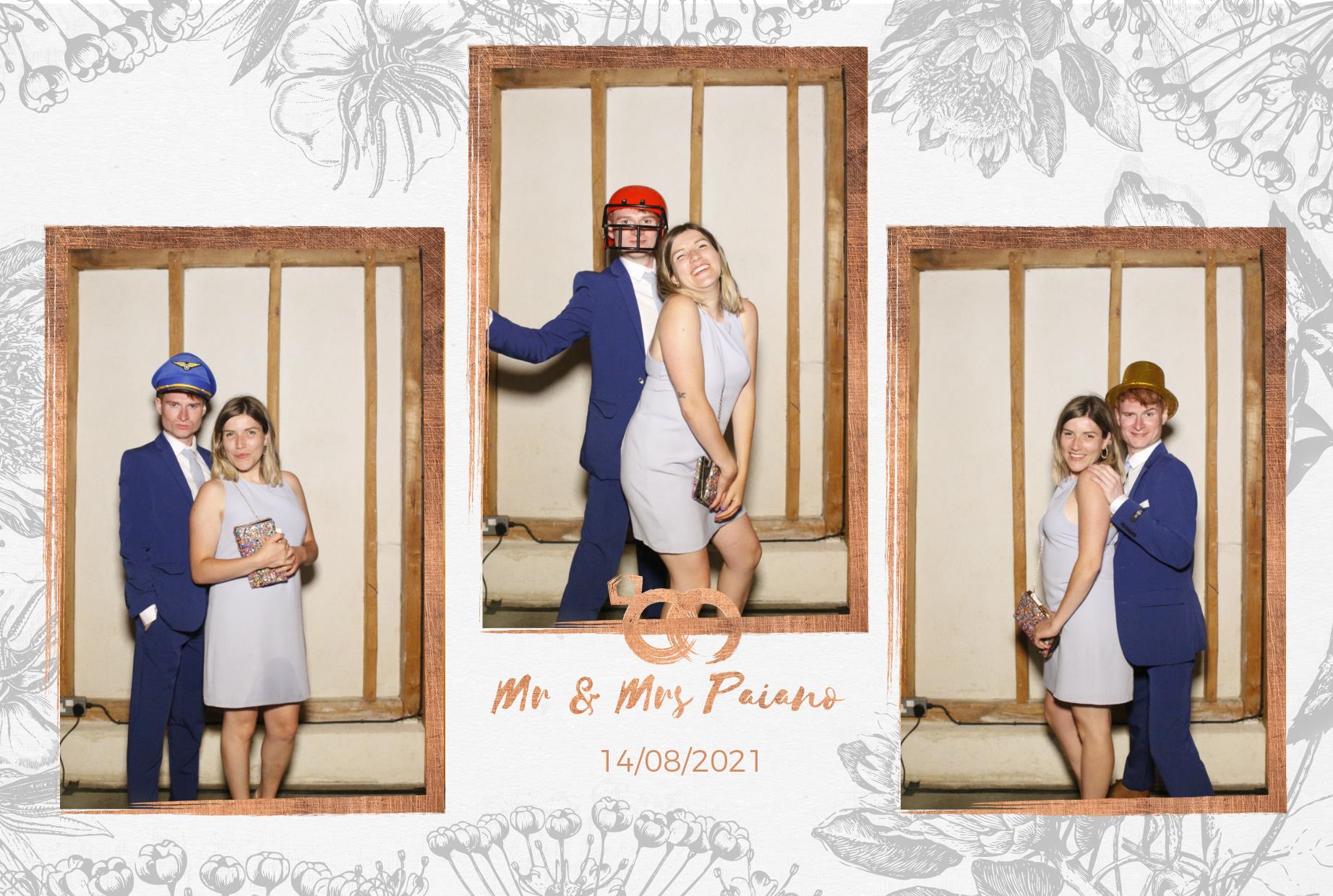 Gino & Amy's Wedding | View more photos from the event at gallery.myphotoboothexperience.co.uk/u/MyPhotoBoothExperienceLtd/Gino-Amys-Wedding