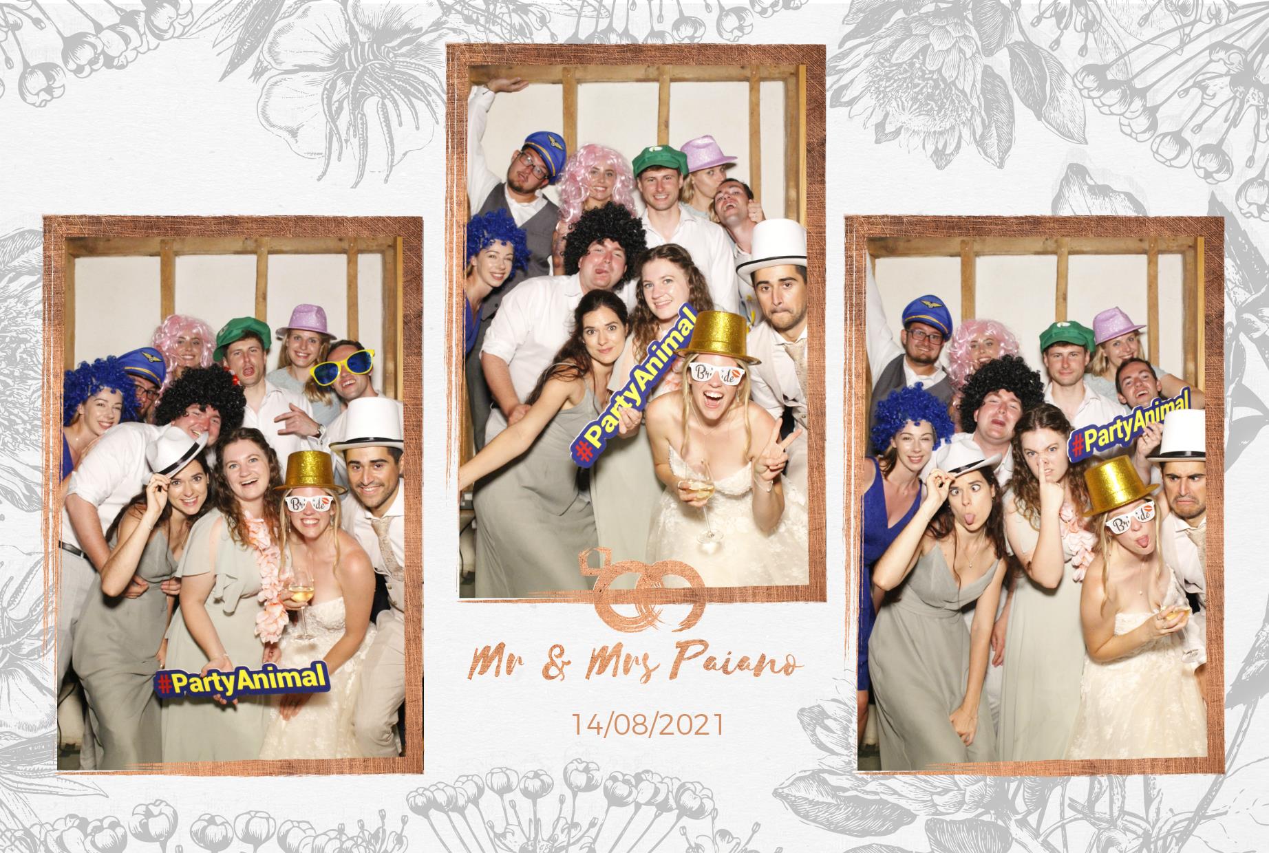 Gino & Amy's Wedding | View more photos from the event at gallery.myphotoboothexperience.co.uk/u/MyPhotoBoothExperienceLtd/Gino-Amys-Wedding