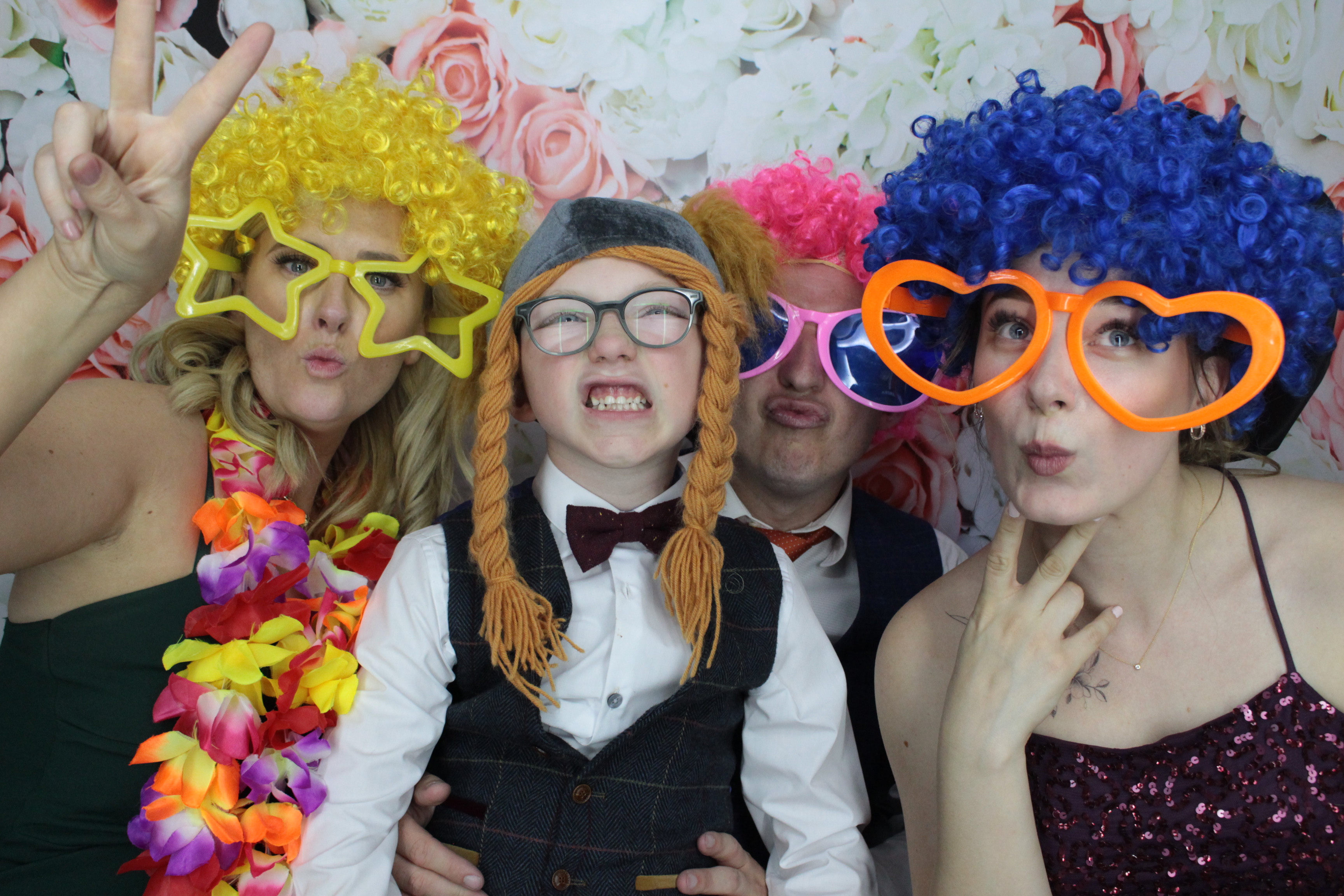 Harry and Hannah's Wedding  | View more photos from the event at gallery.myphotoboothexperience.co.uk/u/MyPhotoBoothExperienceLtd/Harry-and-Hannahs-Wedding