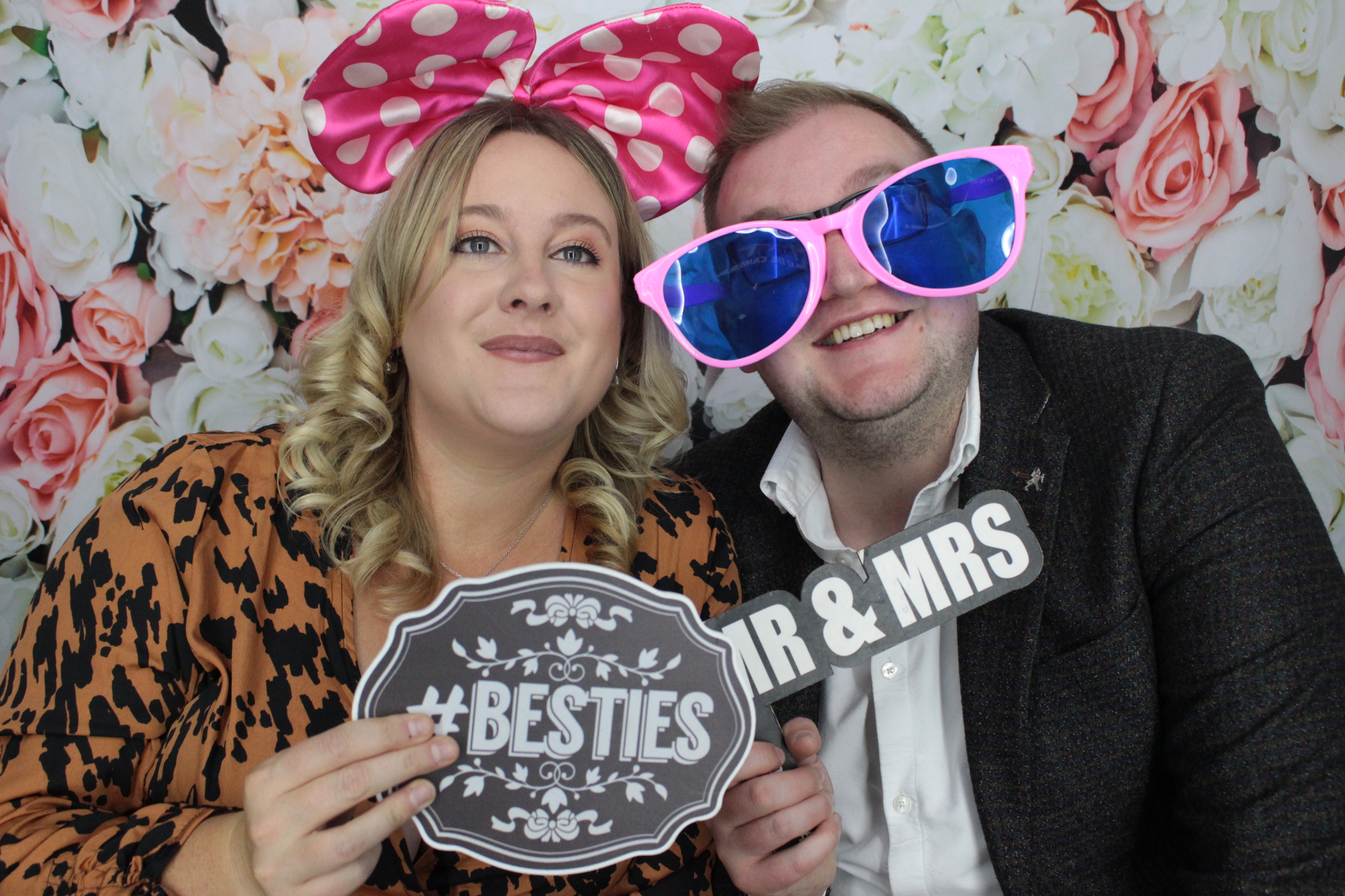 Harry and Hannah's Wedding  | View more photos from the event at gallery.myphotoboothexperience.co.uk/u/MyPhotoBoothExperienceLtd/Harry-and-Hannahs-Wedding