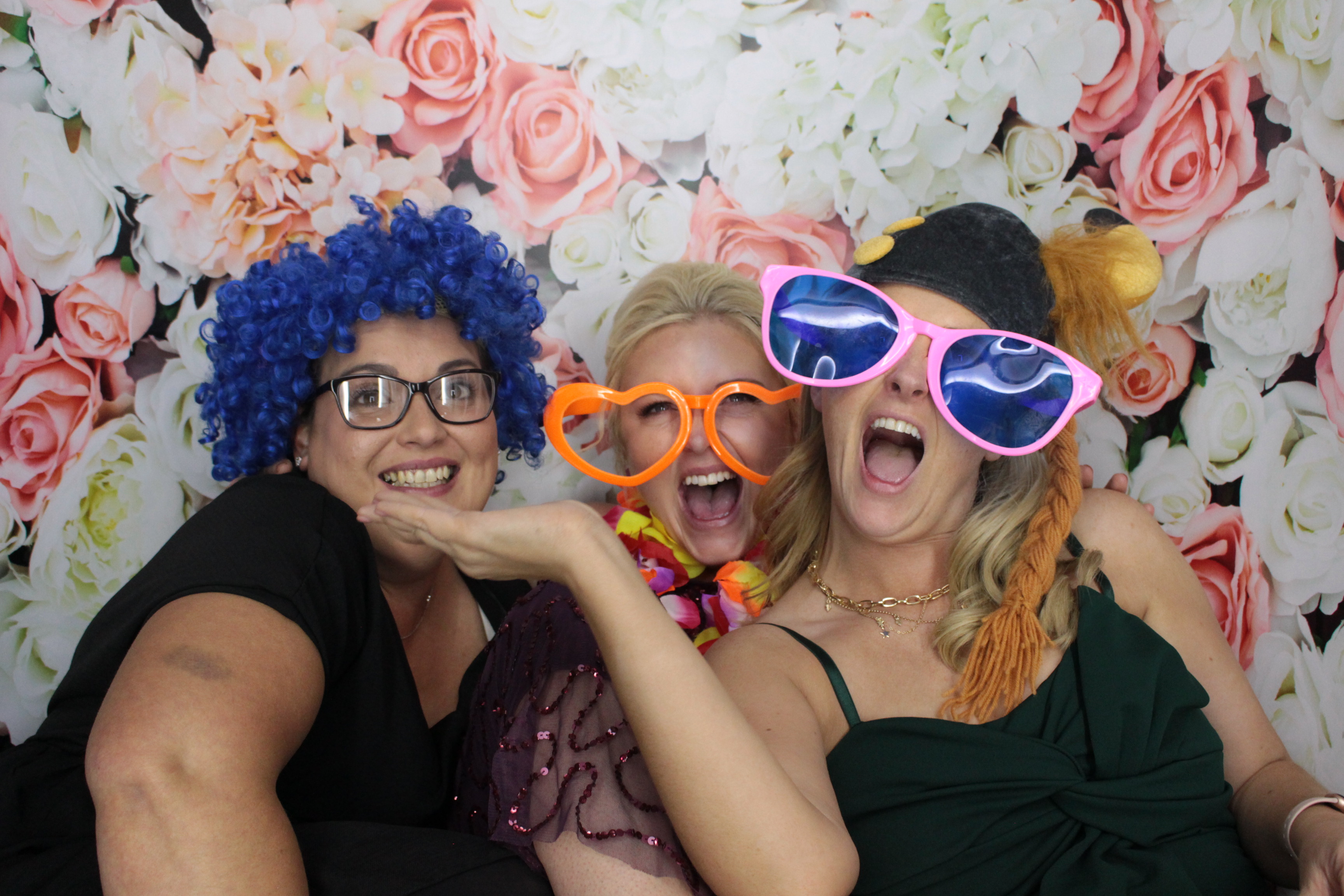 Harry and Hannah's Wedding  | View more photos from the event at gallery.myphotoboothexperience.co.uk/u/MyPhotoBoothExperienceLtd/Harry-and-Hannahs-Wedding