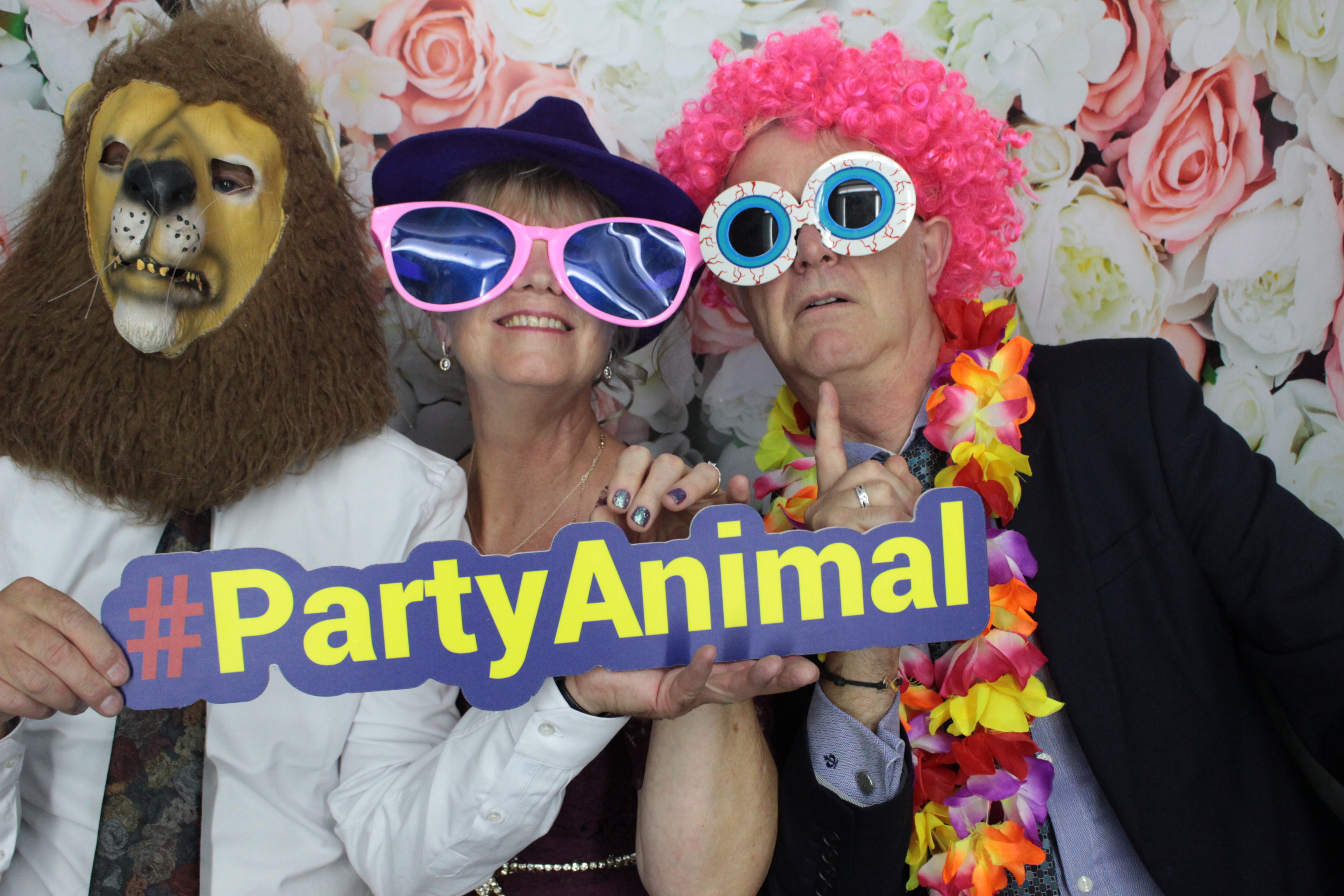 Harry and Hannah's Wedding  | View more photos from the event at gallery.myphotoboothexperience.co.uk/u/MyPhotoBoothExperienceLtd/Harry-and-Hannahs-Wedding