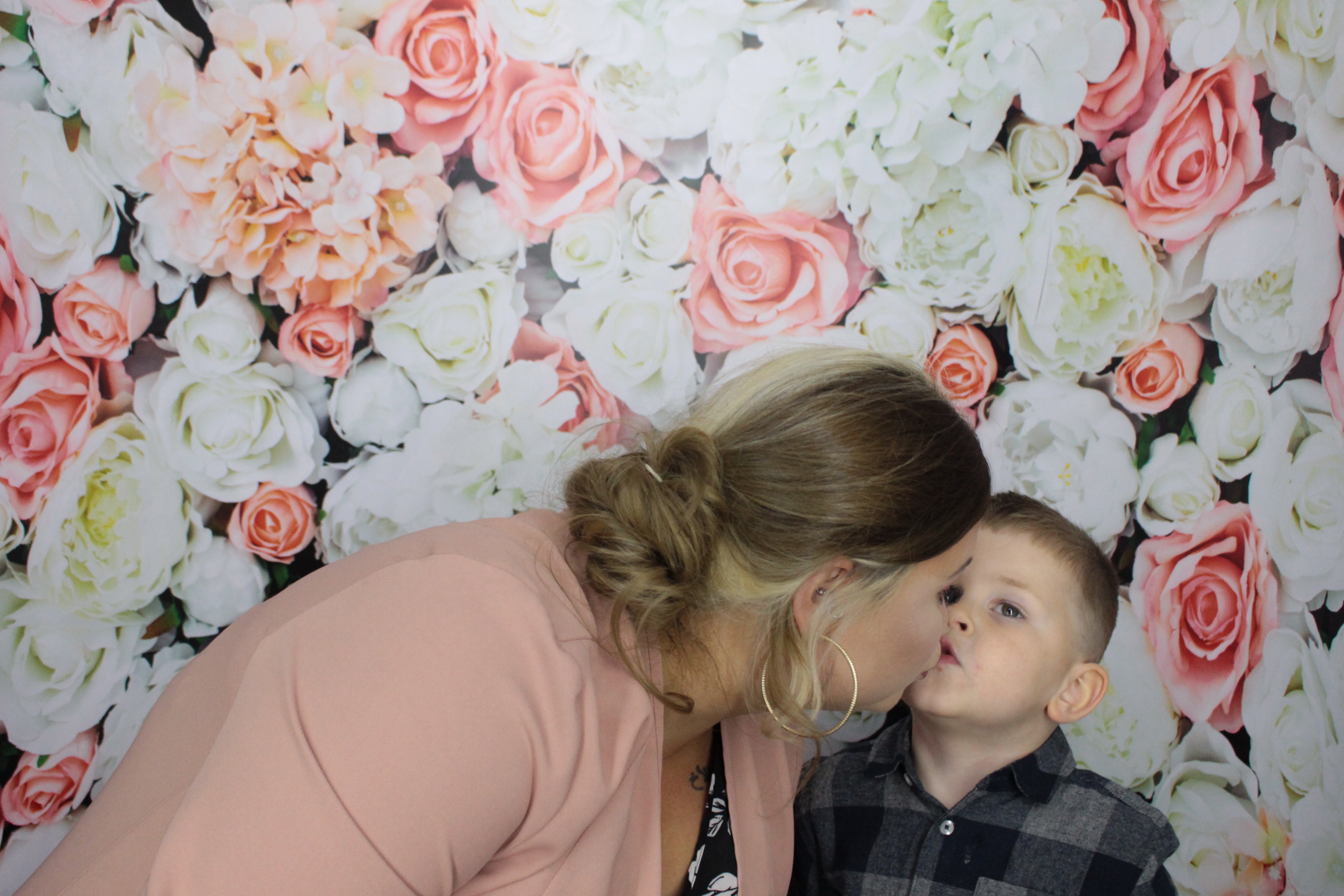 Harry and Hannah's Wedding  | View more photos from the event at gallery.myphotoboothexperience.co.uk/u/MyPhotoBoothExperienceLtd/Harry-and-Hannahs-Wedding