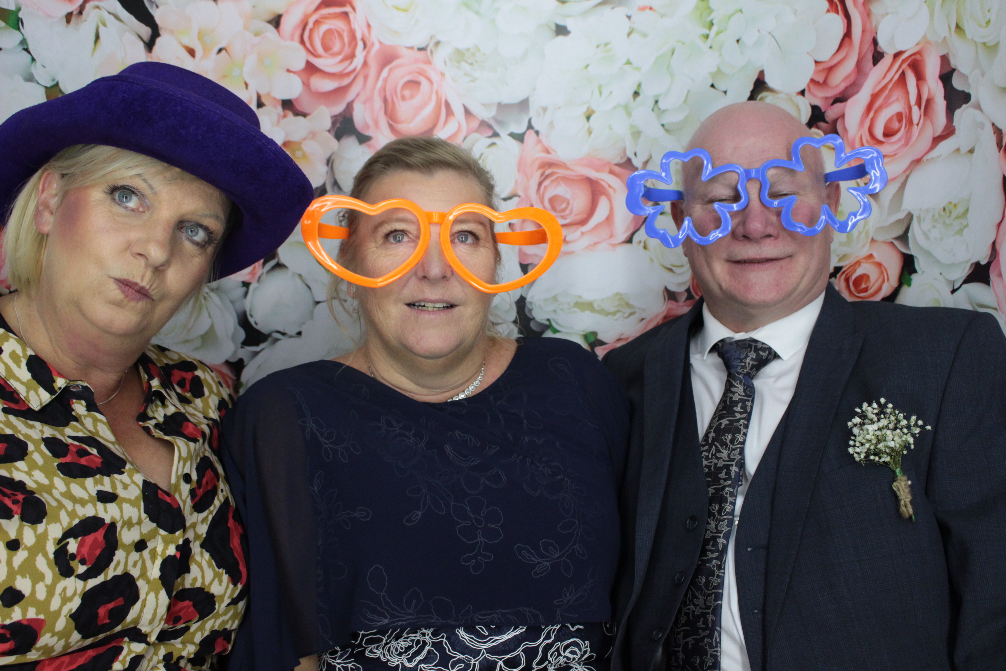 Harry and Hannah's Wedding  | View more photos from the event at gallery.myphotoboothexperience.co.uk/u/MyPhotoBoothExperienceLtd/Harry-and-Hannahs-Wedding