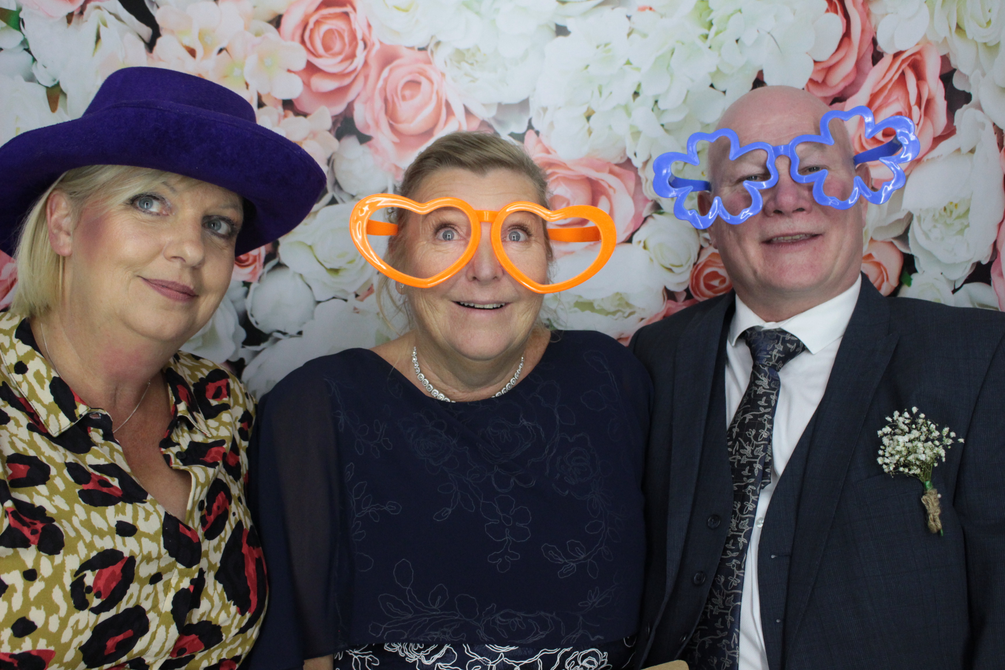 Harry and Hannah's Wedding  | View more photos from the event at gallery.myphotoboothexperience.co.uk/u/MyPhotoBoothExperienceLtd/Harry-and-Hannahs-Wedding