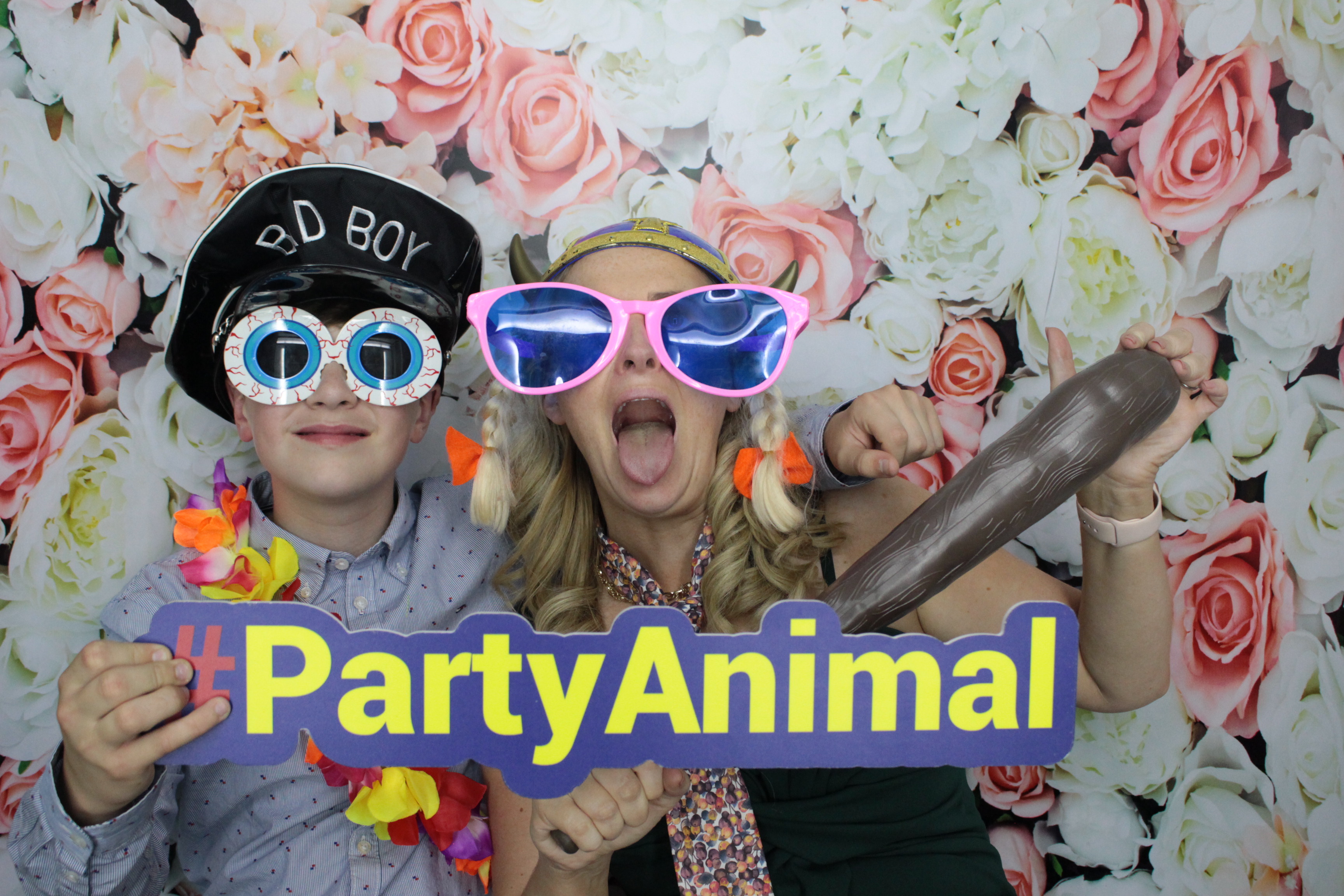 Harry and Hannah's Wedding  | View more photos from the event at gallery.myphotoboothexperience.co.uk/u/MyPhotoBoothExperienceLtd/Harry-and-Hannahs-Wedding